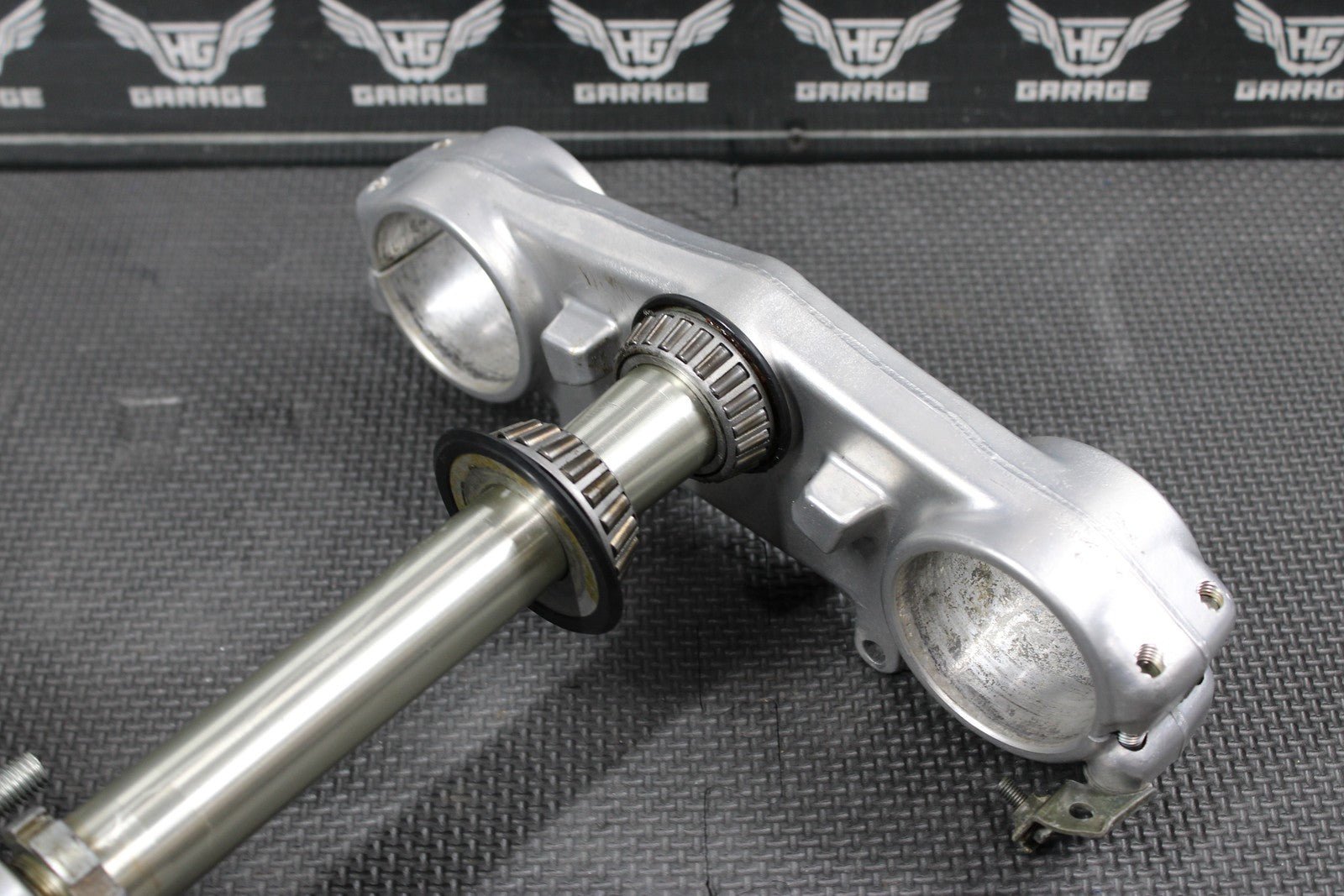 2001 YAMAHA YZ250 OEM FRONT FORKS LOWER UPPER TRIPLE TREE STEM CLAMP - hggarage
