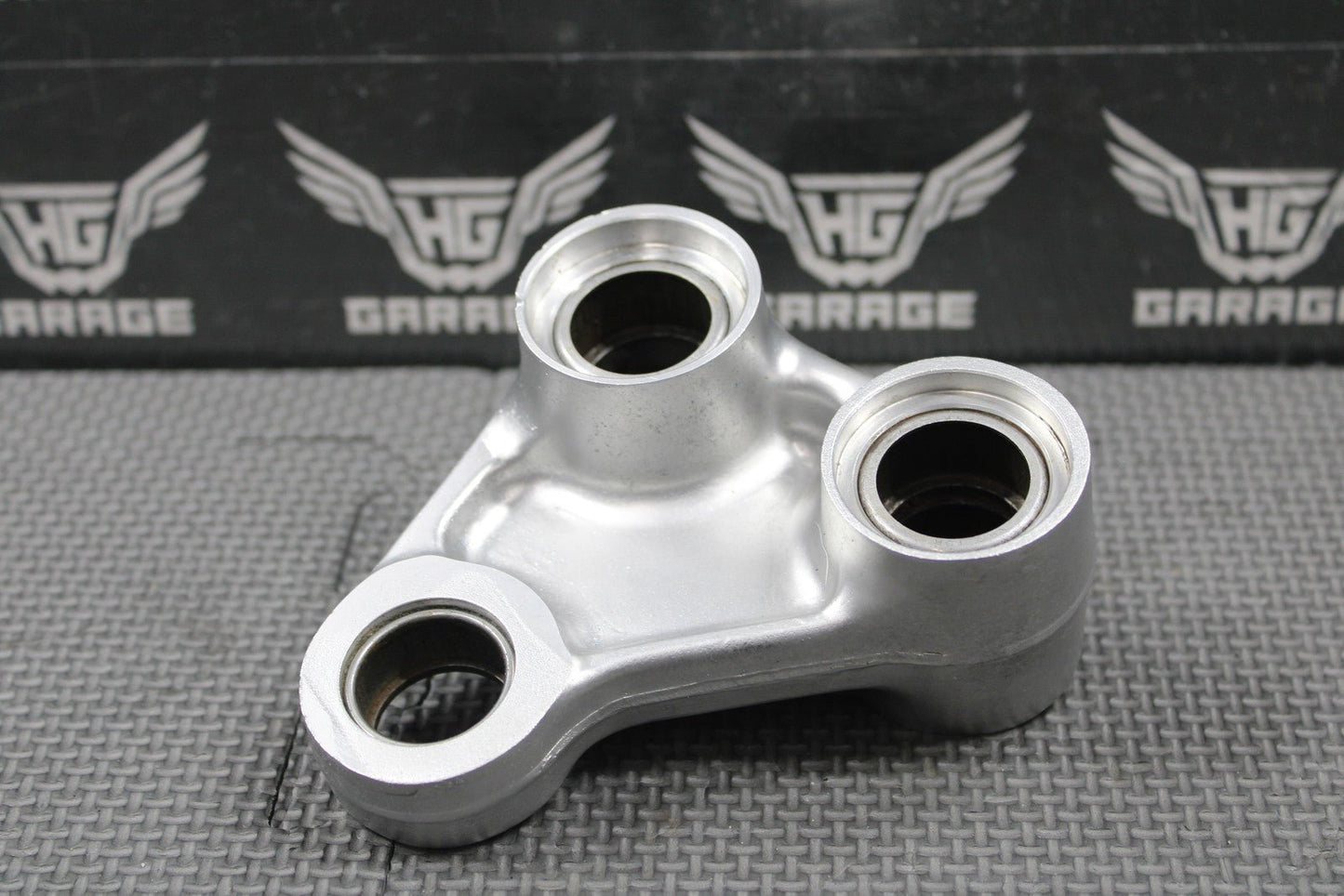 1997 HONDA CR250R OEM REAR SHOCK LINKAGE CUSHION ARM SET S52465 - KZ3 - B00 NICE! - hggarage