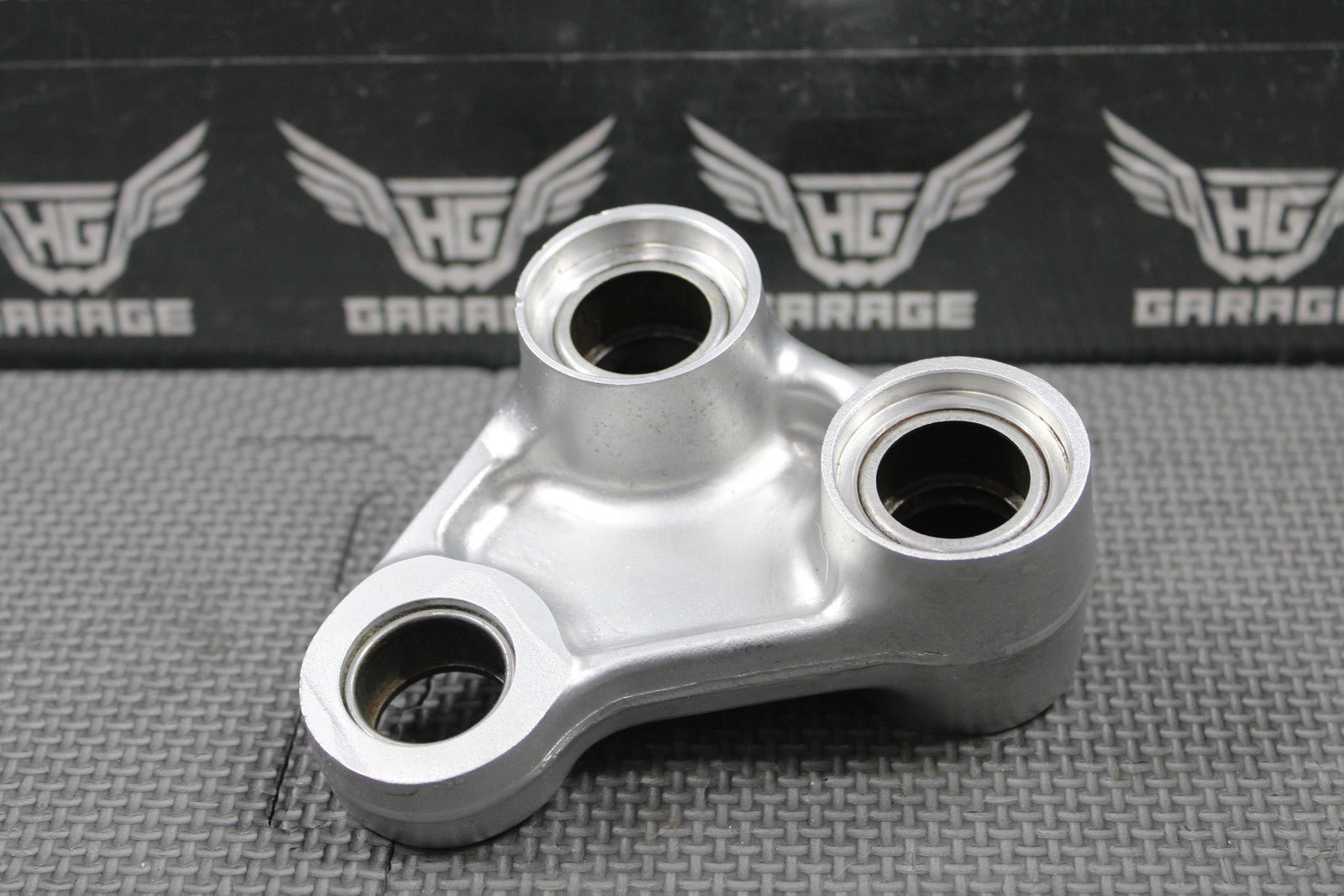 1997 HONDA CR250R OEM REAR SHOCK LINKAGE CUSHION ARM SET S52465 - KZ3 - B00 NICE! - hggarage