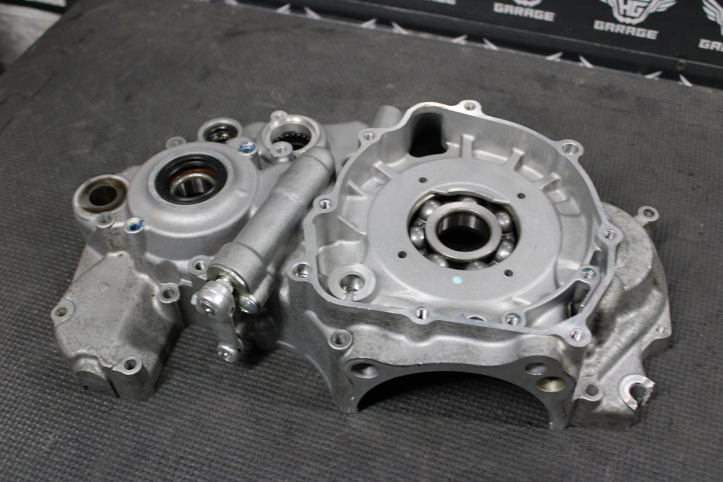 2013 SUZUKI DRZ400 DRZ400E DRZ400S DRZ400SM OEM LEFT RIGHT ENGINE MOTOR CRANKCAS - hggarage