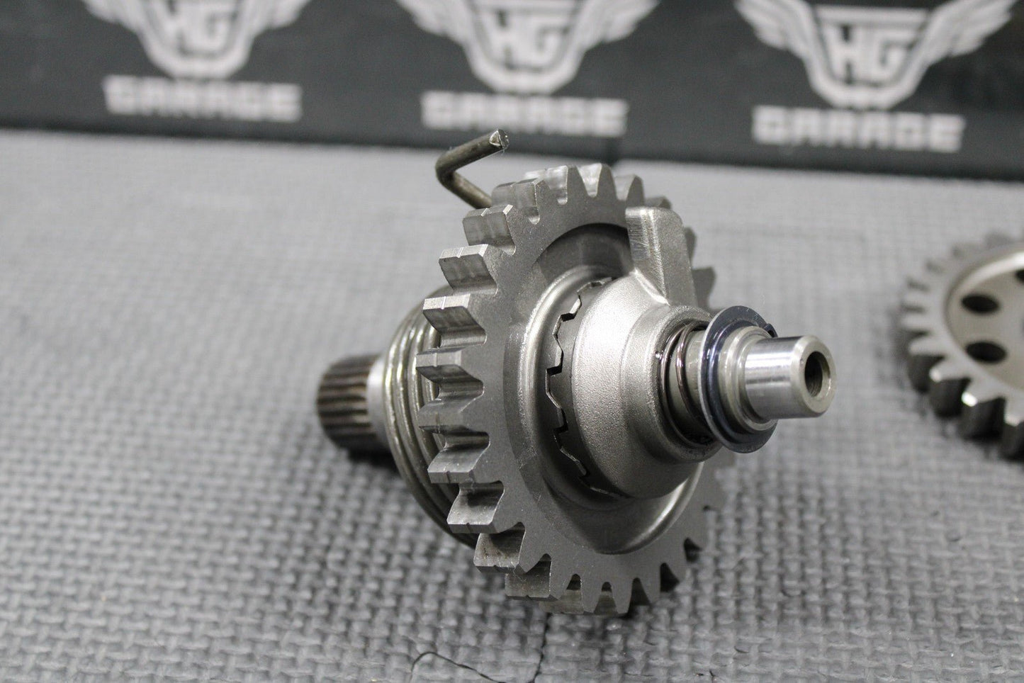 2002 02 - 07 KAWASAKI KX250 OEM KICKSTART KICK START SHAFT W IDLER GEAR 13066 - 1107 - hggarage