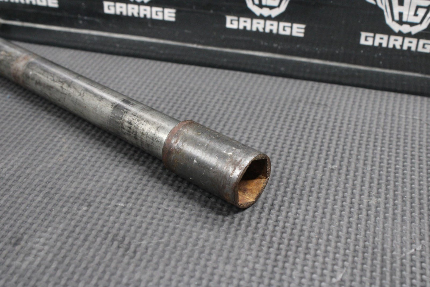 2000 SUZUKI 00 - 04 DRZ400 DRZ400E OEM FRONT WHEEL RIM AXLE PIVOT BOLT - hggarage