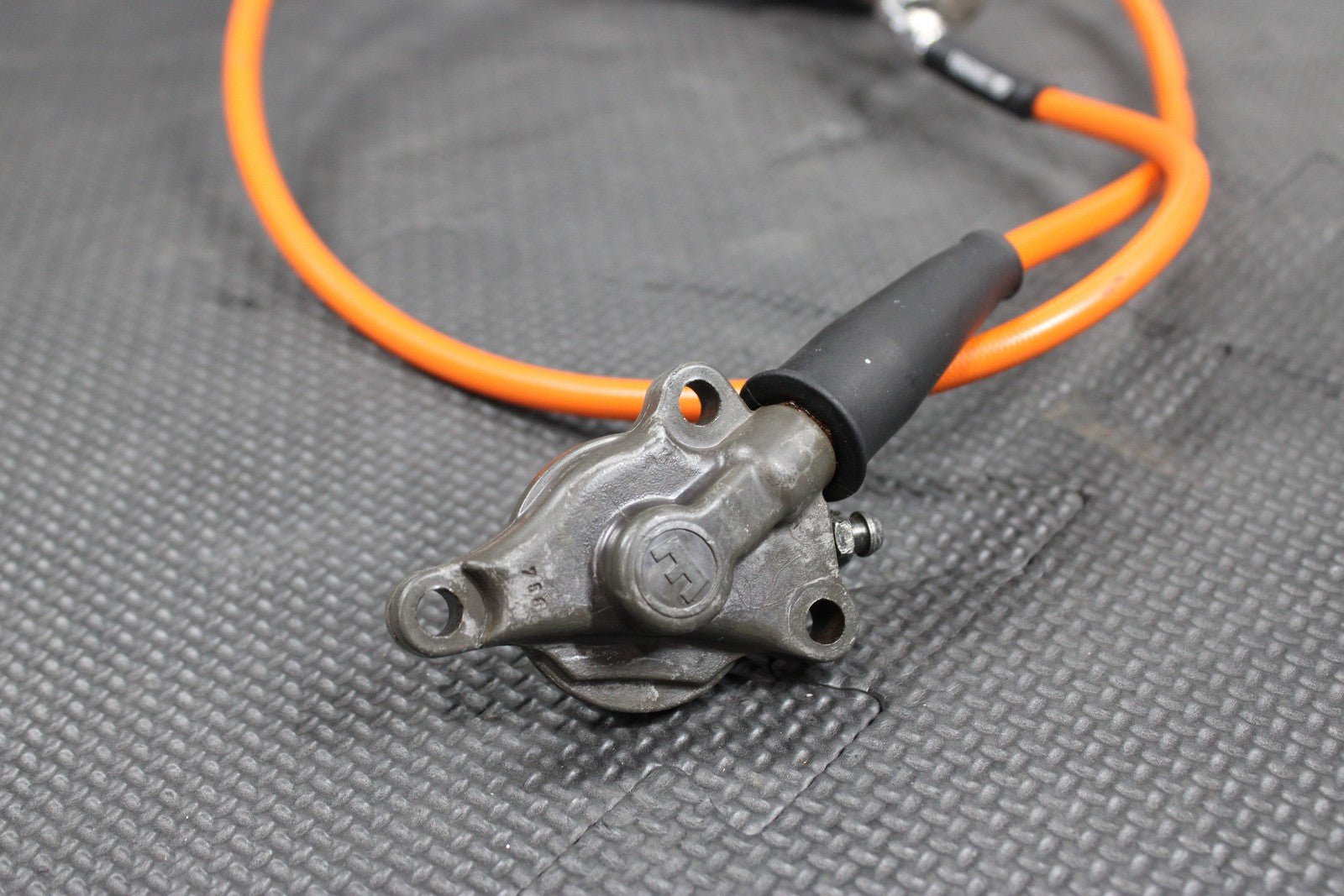2000 KTM 250 380 EXC OEM MAGURA HYDRAULIC CLUTCH SLAVE CYLINDER MASTER CYLINDER - hggarage