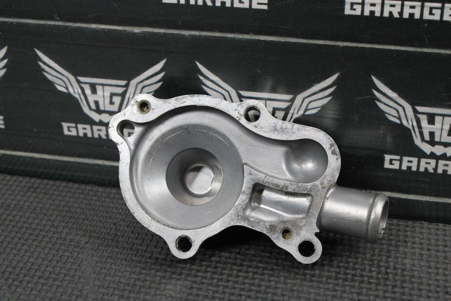 2002 YAMAHA 99 - 22 YZ250 YZ250X OEM ENGINE WATER PUMP W HOUSING 5CU - 12459 - 00 - 00 - hggarage