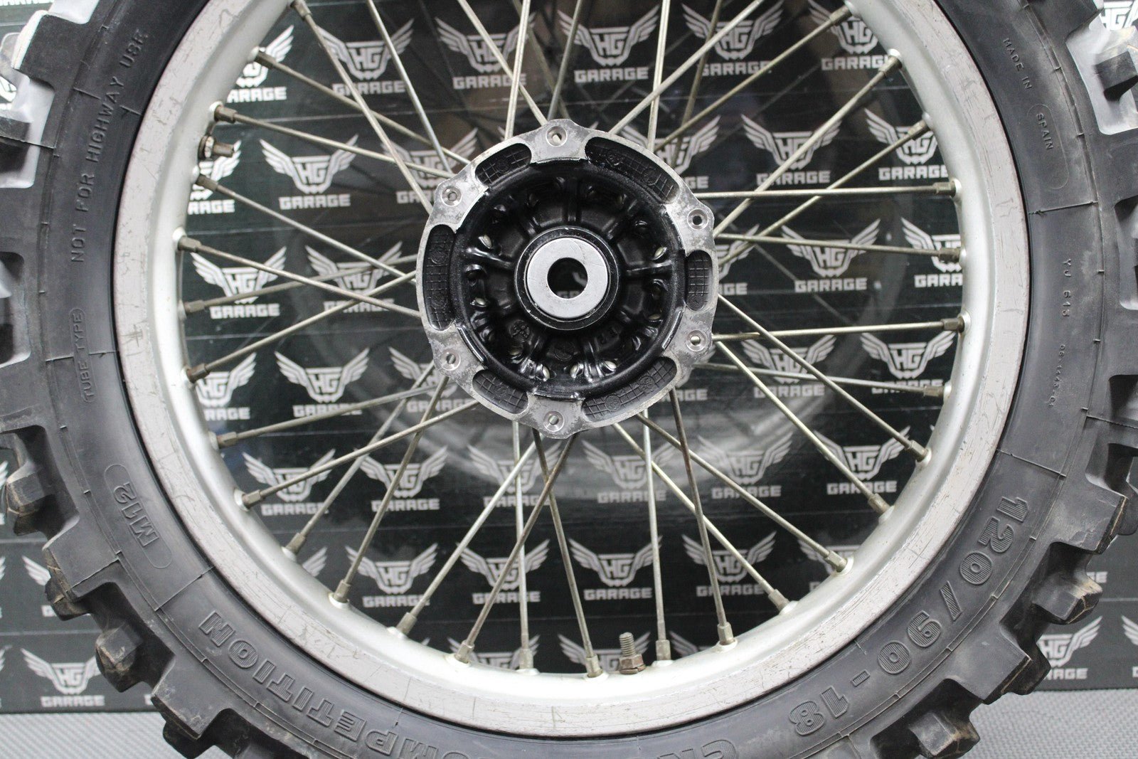 1988 HONDA CR125R OEM 18" x 1.85" REAR BACK WHEEL RIM HUB TIRE 426A5 - KS6 - 832ZA - hggarage