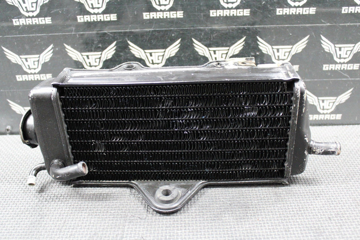 1987 1988 HONDA CR125R OEM RIGHT SIDE FILL RADIATOR COOLER 19010 - KS6 - 700 NICE! - hggarage