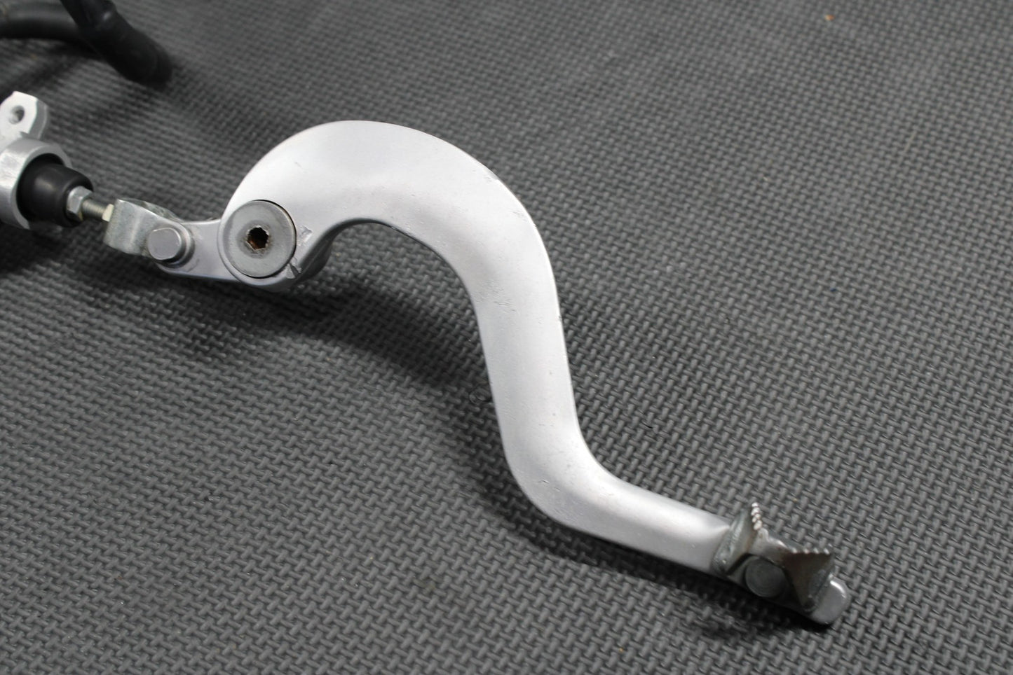 2006 YAMAHA YZ250F OEM REAR BACK BRAKE CALIPER MASTER CYLINDER LEVER PEDAL HOSE - hggarage