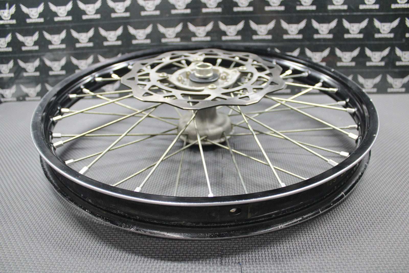 2020 SUZUKI RMZ250 RMZ450 OEM BLACK FRONT WHEEL RIM HUB ROTOR 54100 - 37K00 GOOD! - hggarage