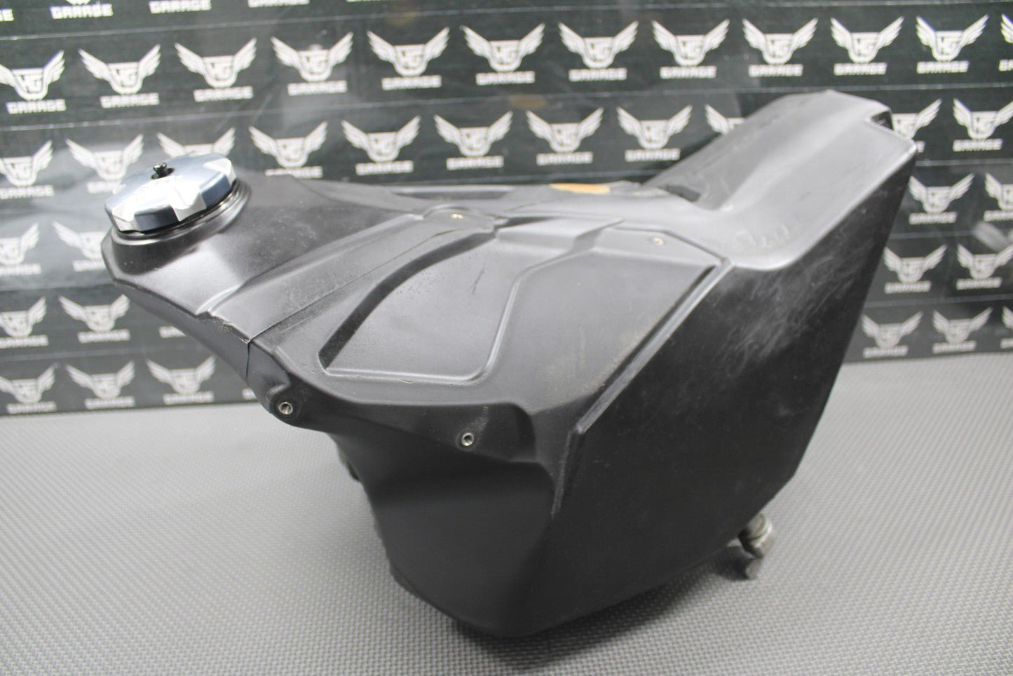 2010 KTM 250 XCF OEM 9L GAS FUEL TANK CELL PETROL RESERVOIR 7700731306630 NICE! - hggarage