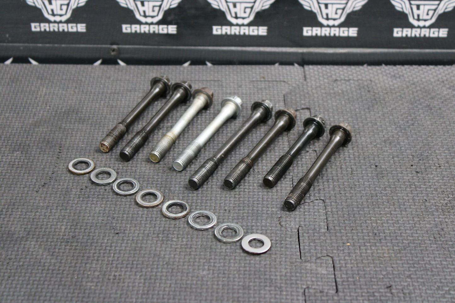 1990 HONDA XR250R ENGINE MOTOR CYLINDER HEAD BOLTS CYLINDER BOLTS