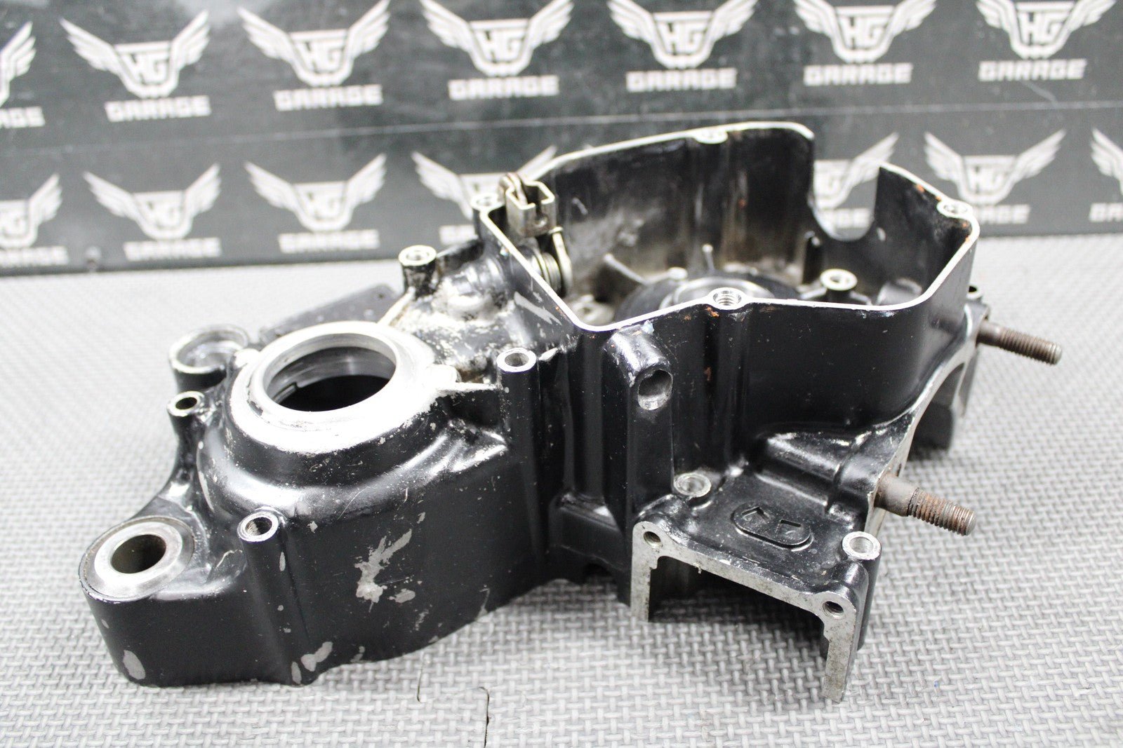 1988 HONDA CR125R OEM LEFT ENGINE MOTOR CRANKCASE CRANK CASE 112A0 - KS6 - 830 GOOD! - hggarage