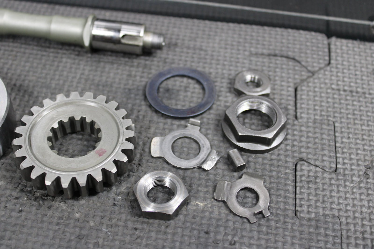 2006 Yamaha YZ450F OEM Engine Motor Crankshaft Balancer Assembly - hggarage