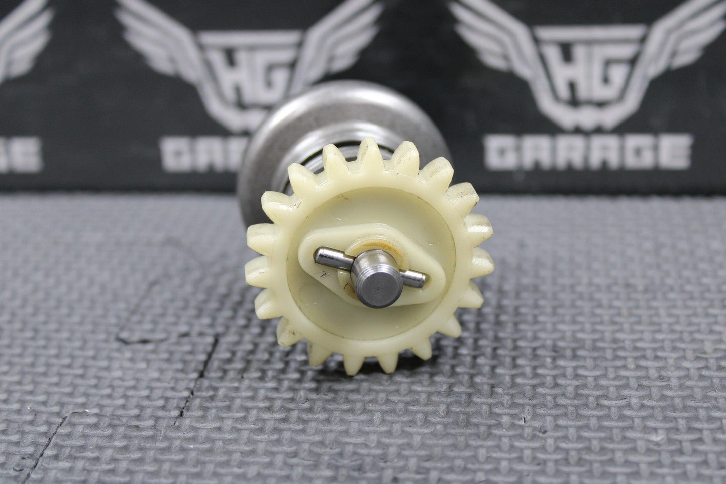 1991 88 - 91 KAWASAKI KX125 OEM EXHAUST POWER VALVE GOVERNOR SHAFT GEAR 49111 - 1051 - hggarage