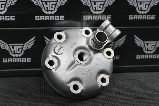 2000 HONDA CR250R OEM ENGINE CYLINDER HEAD COVER DOME TOP END 12201-KZ3-J10