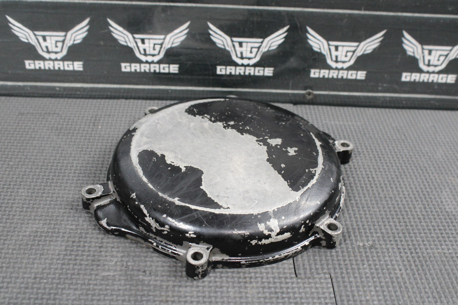 2000 SUZUKI RM125 OEM RIGHT SIDE OUTER ENGINE MOTOR CLUTCH COVER 11371 - 36F00 - hggarage