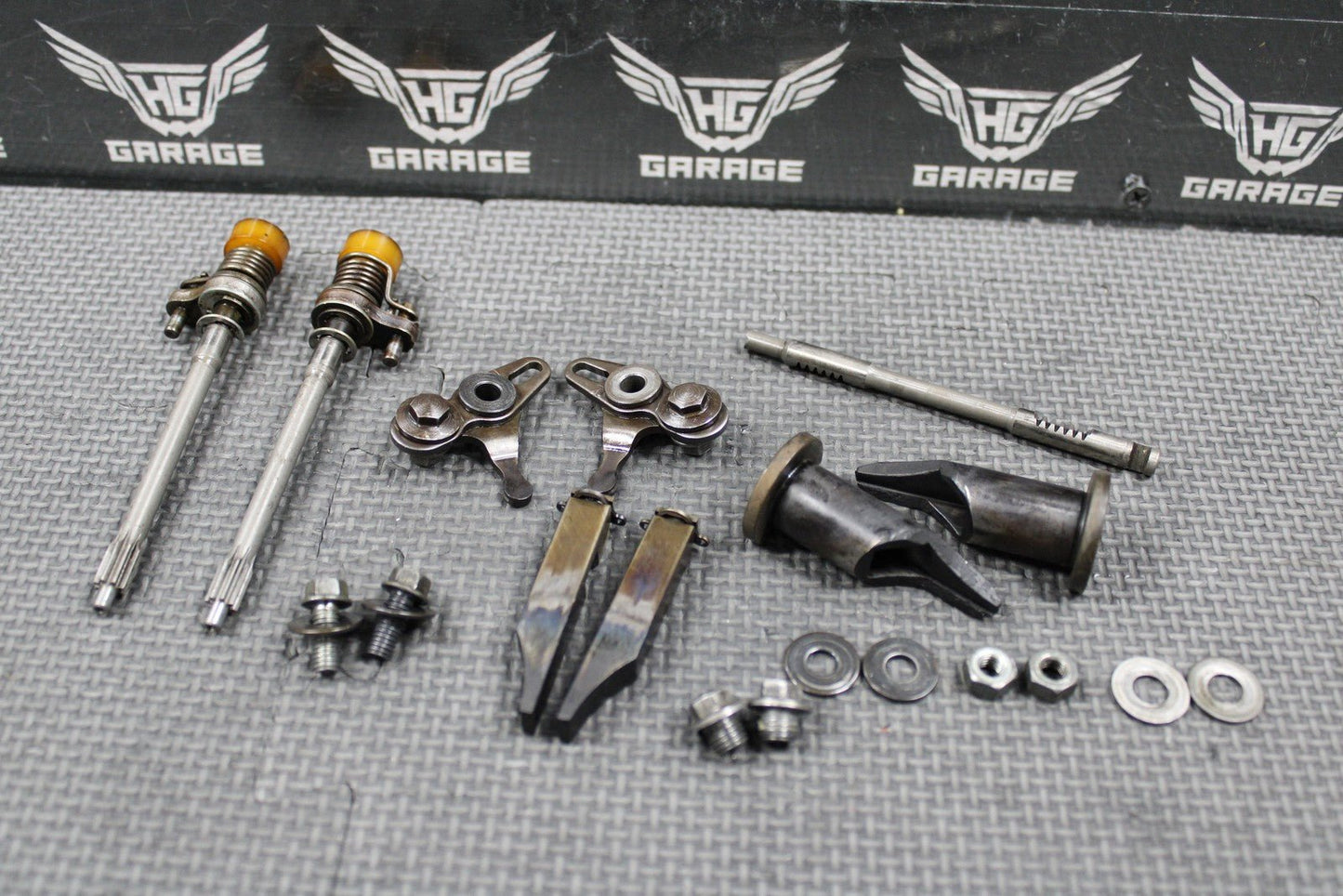1988 HONDA CR250R OEM EXHAUST POWER VALVE POWERVALVE ARM SHAFT TOP END SET NICE! - hggarage