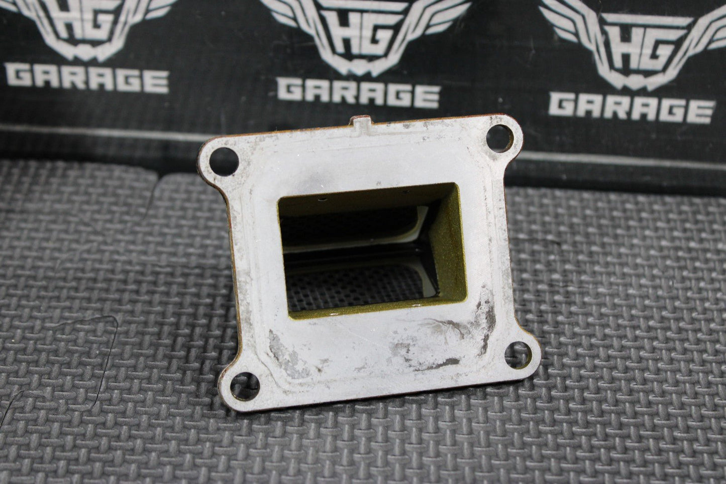 2001 SUZUKI RM80 OEM INTAKE PIPE REED BLOCK ASSEMBLY 13110 - 02B50 13150 - 02B50 - hggarage