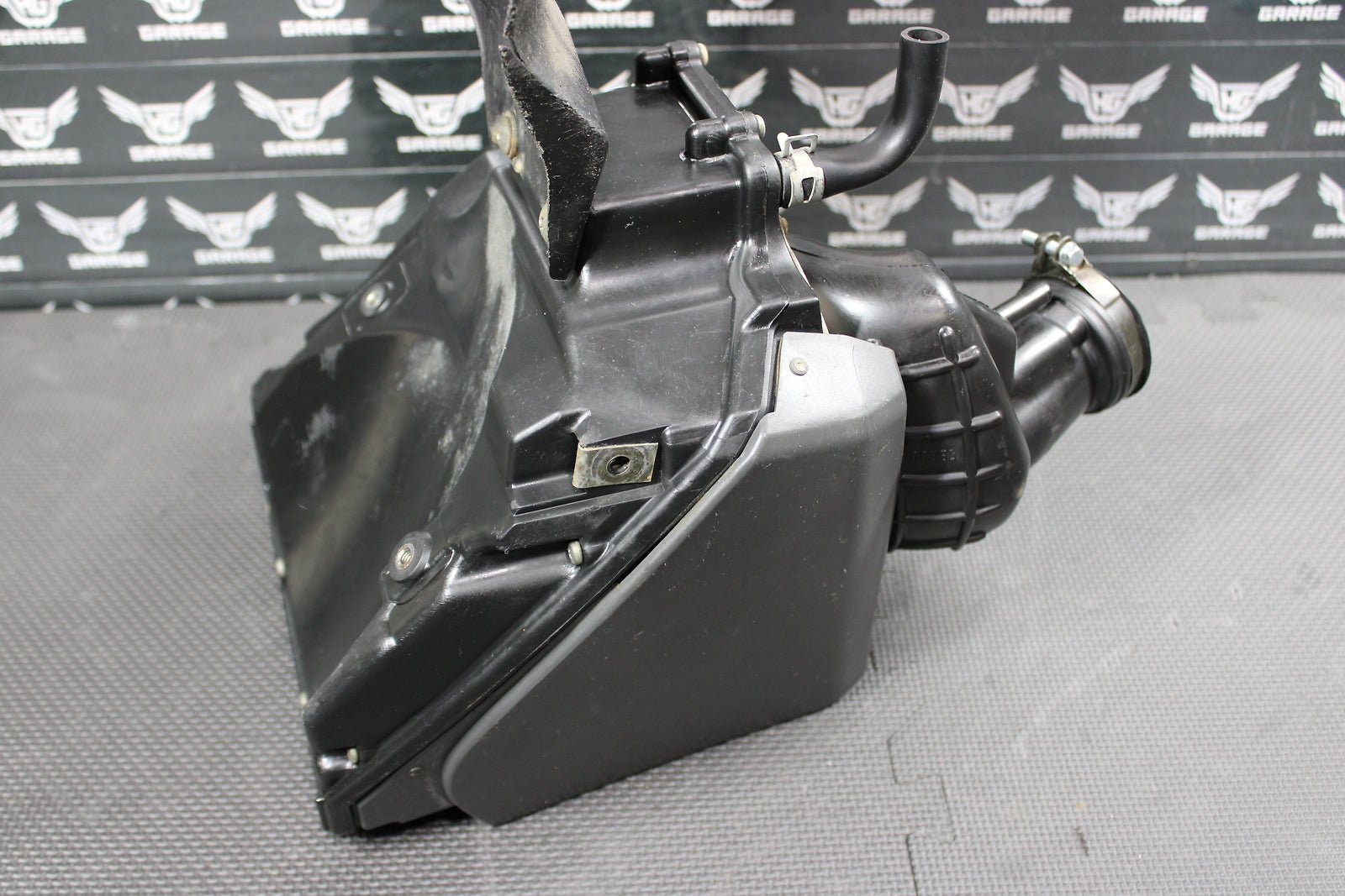 2002 YAMAHA WR250F YZ250F OEM AIRBOX INTAKE BOOT AIR CLEANER FILTER CASE NICE! - hggarage