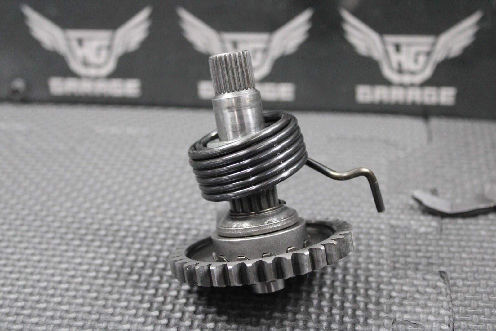2015 KAWASAKI KX85 KX100 OEM KICKSTART KICK START SHAFT W IDLER GEAR 13066 - 1097 - hggarage