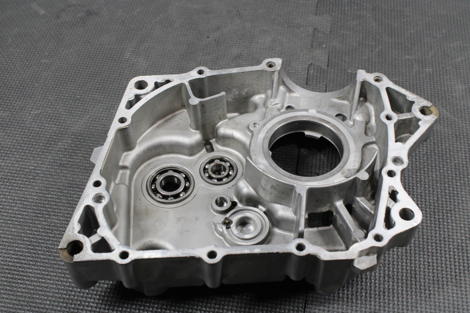 2008 KAWASAKI KLX140 OEM LEFT ENGINE CRANKCASE CRANK CASES BLOCK NEEDS REPAIR! - hggarage