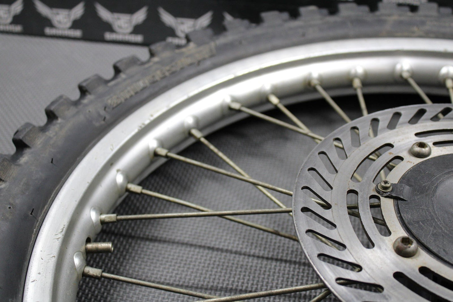 1988 HONDA CR125R CR250R CR500R OEM 21" FRONT WHEEL RIM HUB TIRE 446A5 - KS6 - 830 - hggarage