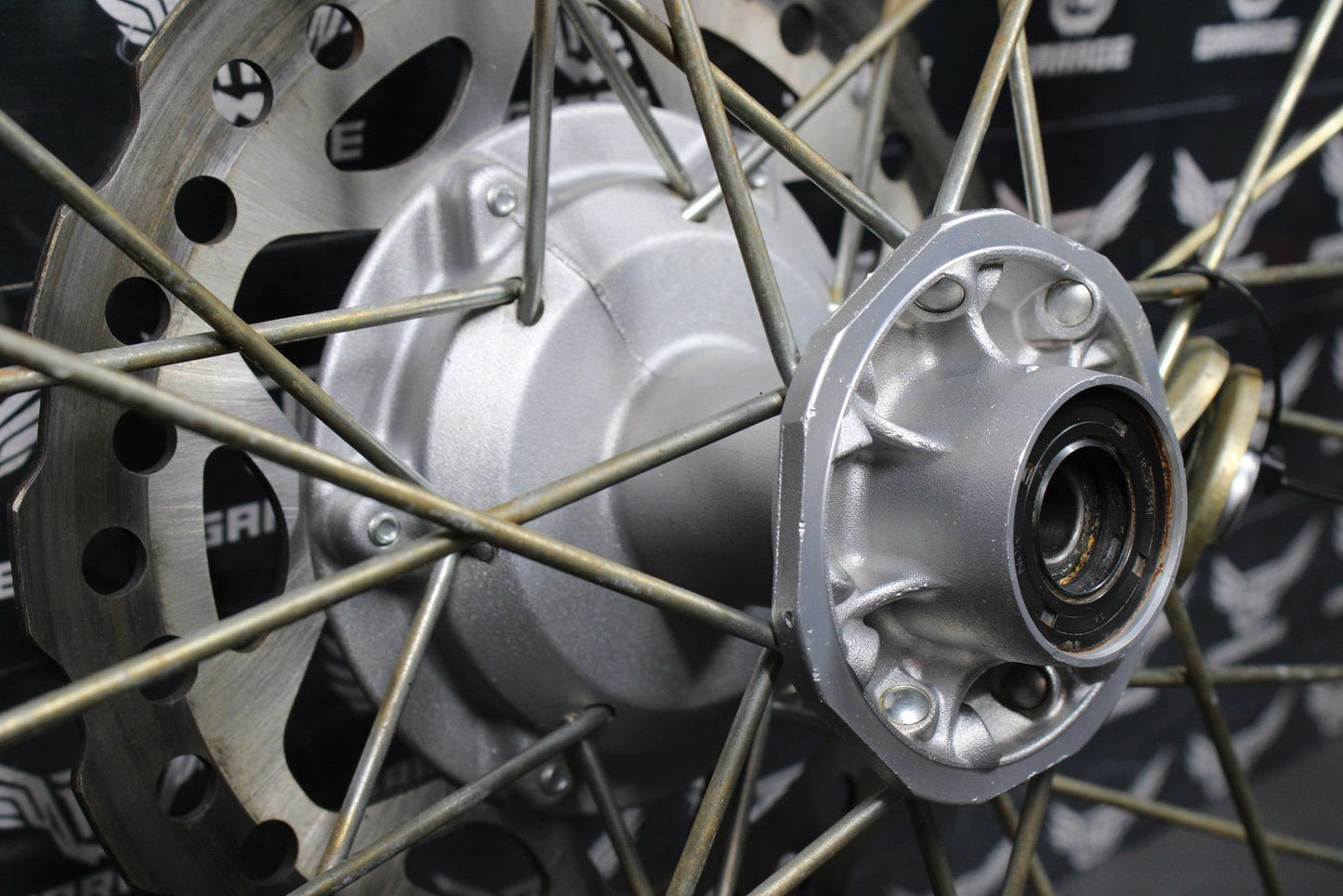2014 KAWASAKI 11 - 21 KX100 OEM 19" BIG WHEEL FRONT WHEEL RIM HUB 41090 - 0103 - WC - hggarage