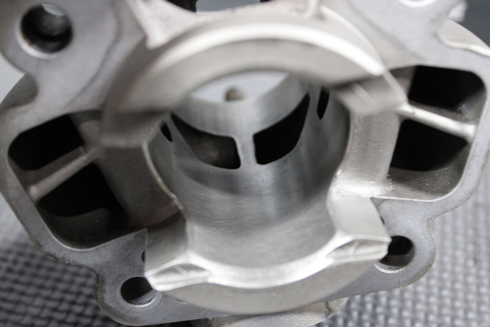 2004 KAWASAKI KX65 02 - 22 STD BORE ENGINE MOTOR CYLINDER JUG BARREL BORE TOP END - hggarage