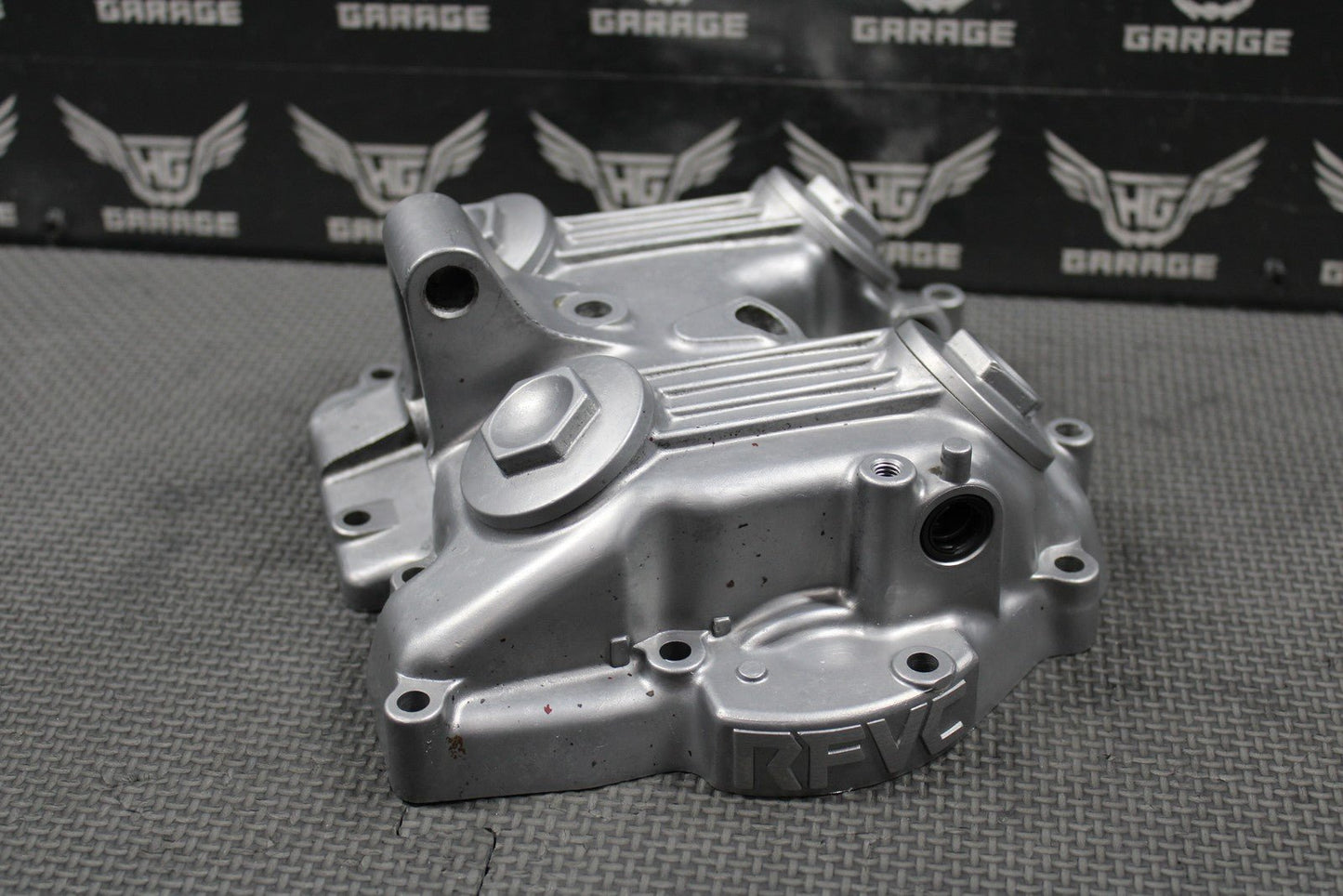 1989 HONDA 88 - 95 XR250R OEM ENGINE CYLINDER HEAD VALVE COVER 12311 - KT1 - 780 NICE! - hggarage