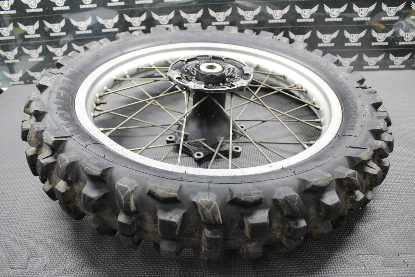 1988 HONDA CR125R OEM 18" x 1.85" REAR BACK WHEEL RIM HUB TIRE 426A5 - KS6 - 832ZA - hggarage