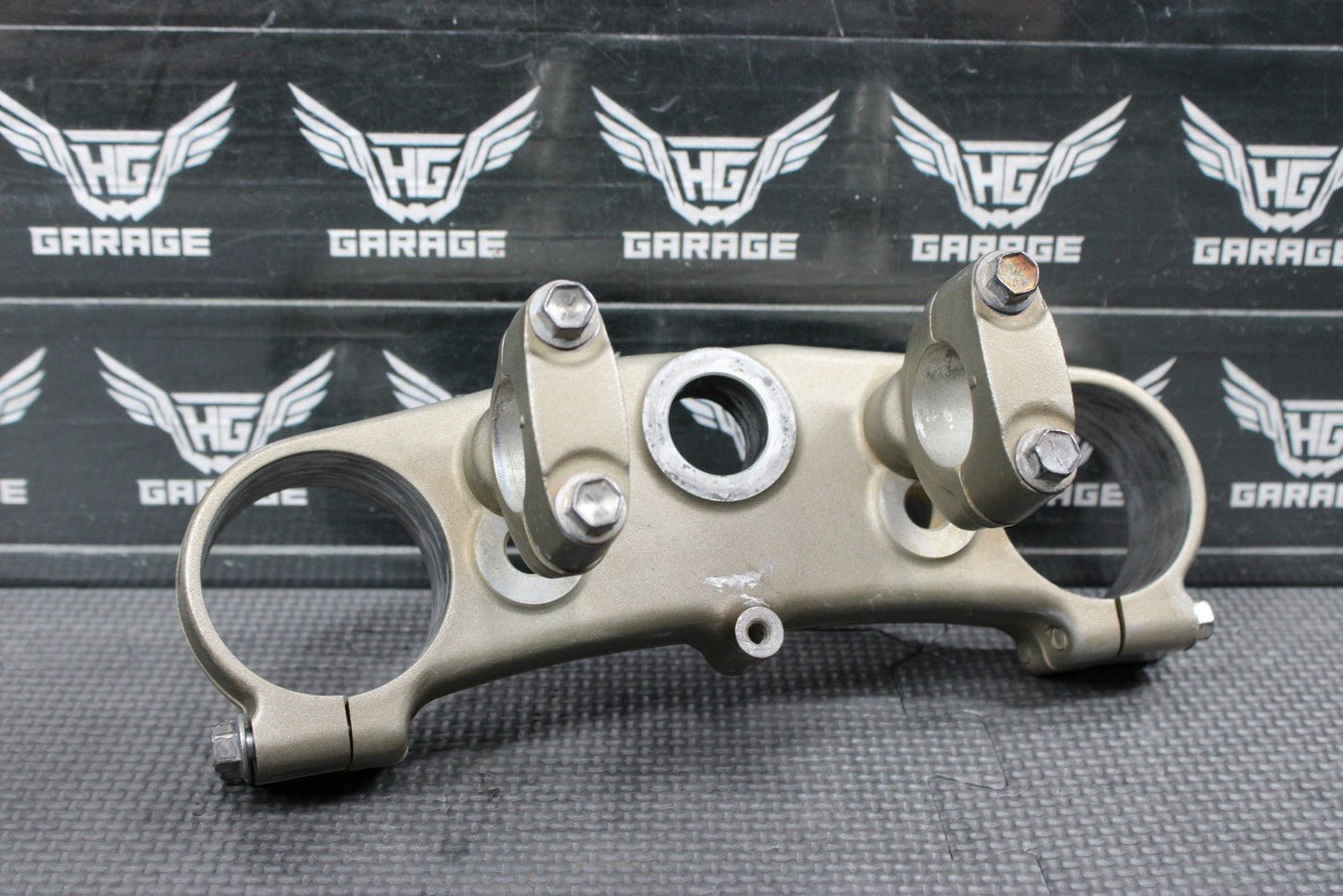 2009 YAMAHA YZ450F OEM FORKS UPPER TRIPLE TREE CLAMP 17D - 23435 - 01 - 00 - hggarage