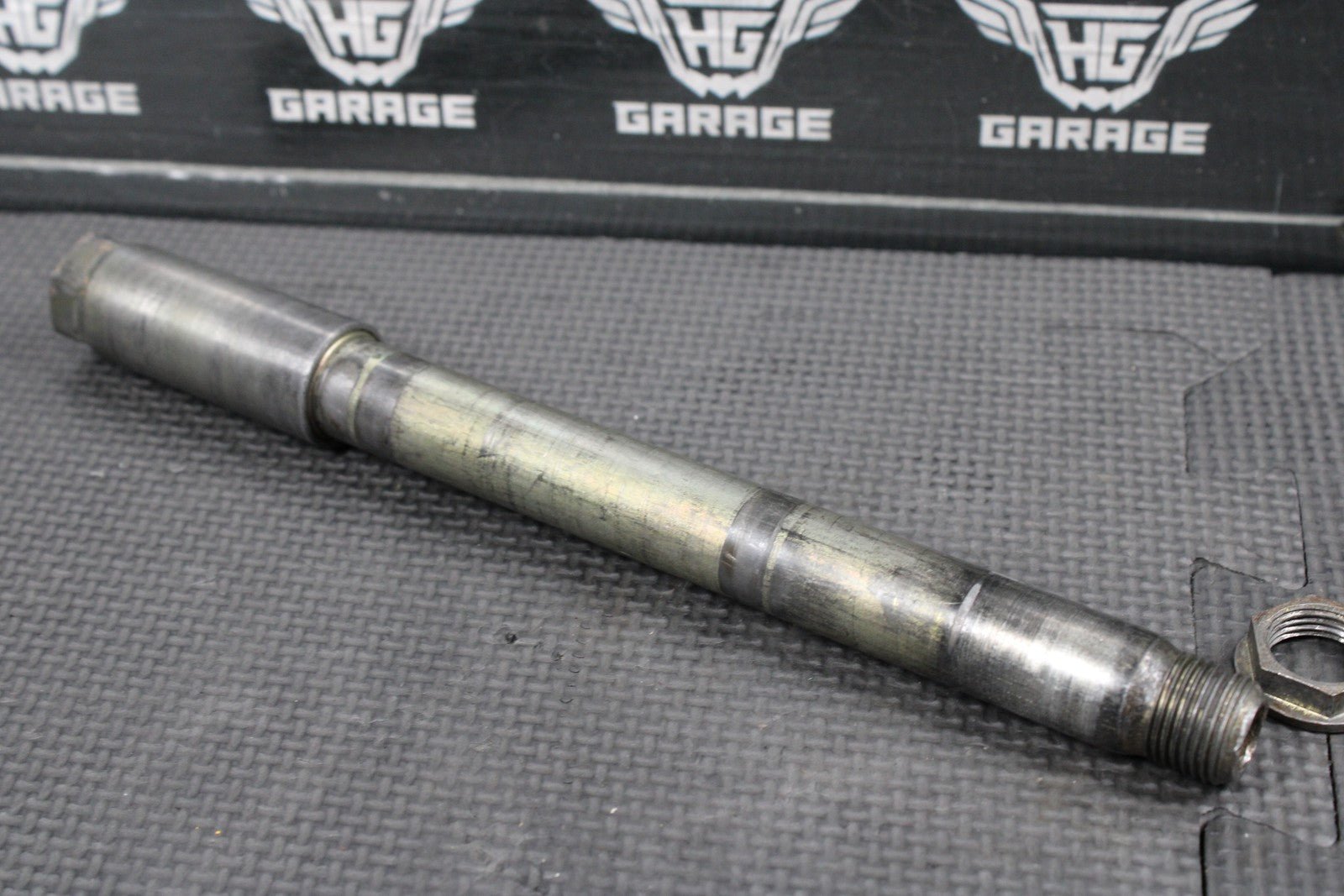 2000 SUZUKI 96 - 00 RM125 OEM FRONT WHEEL RIM AXLE PIVOT BOLT 54711 - 36E00 - hggarage