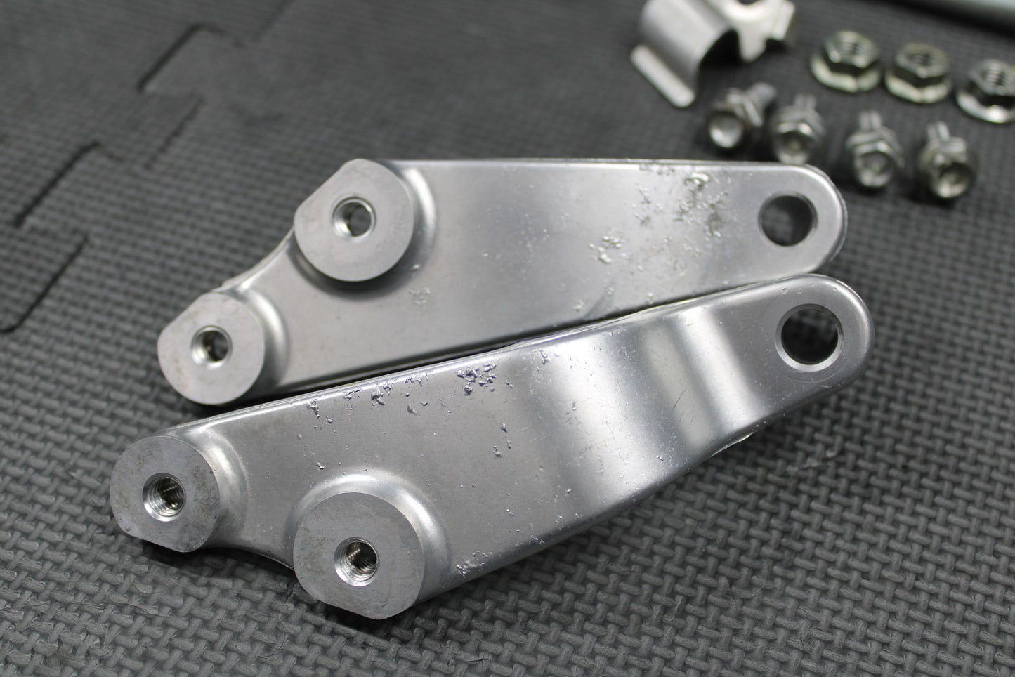 2006 HONDA CRF450X 05 - 17 OEM ENGINE MOTOR MOUNT STAY BRACKETS BOLTS HARDWARE - hggarage