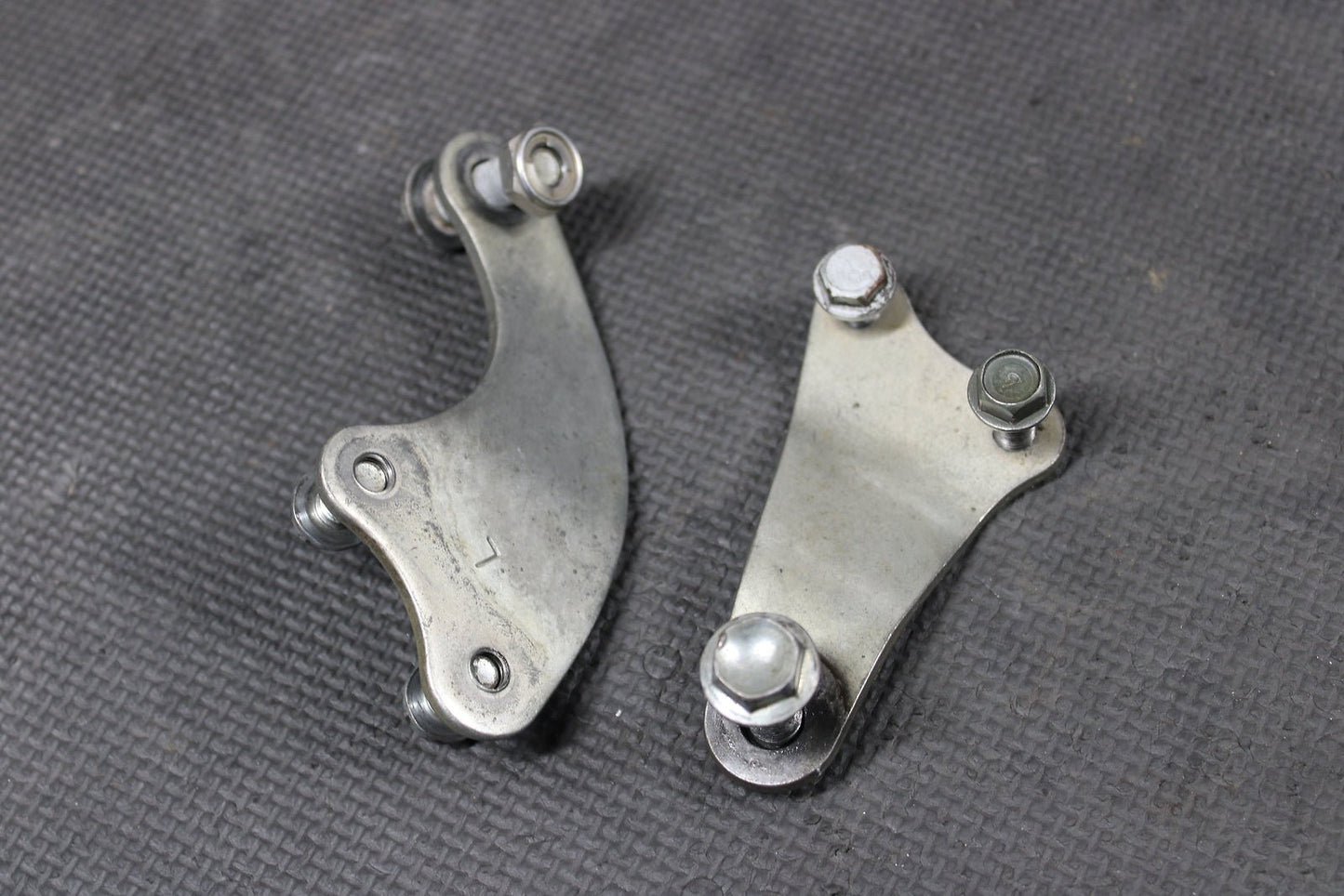 2014 KAWASAKI 2013 KX250 13 - 16 KX250F OEM ENGINE MOTOR MOUNT STAY BRACKETS - hggarage