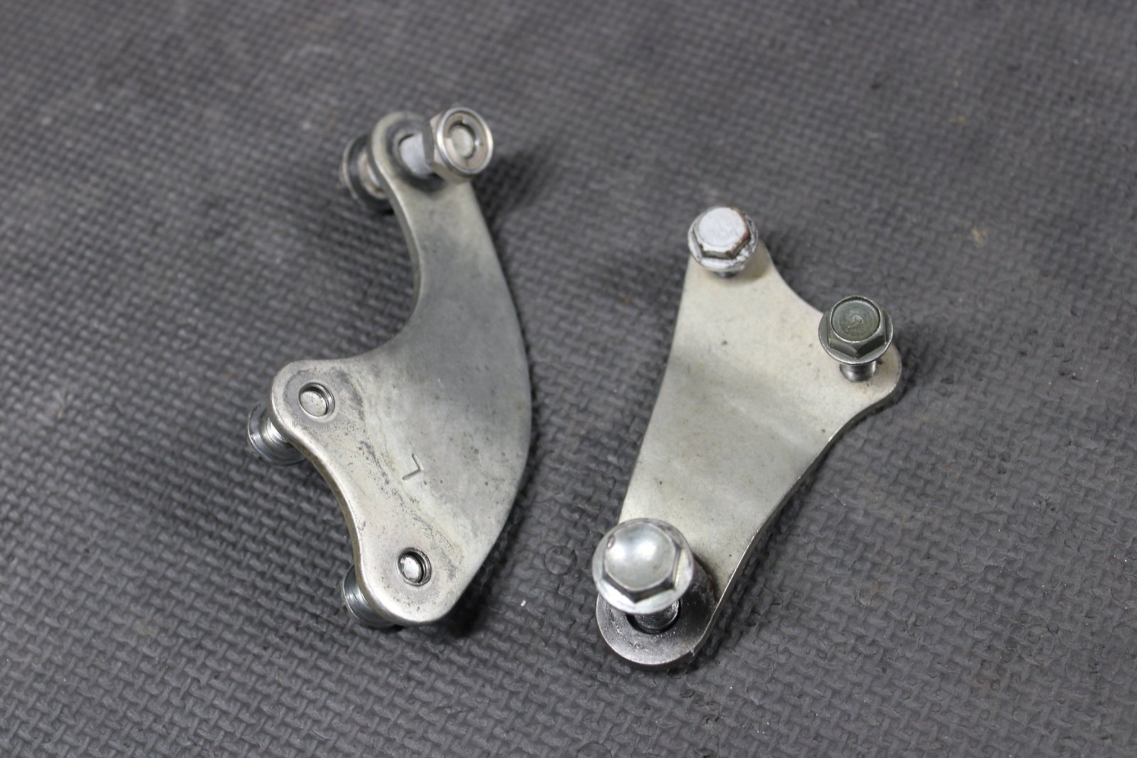 2014 KAWASAKI 2013 KX250 13 - 16 KX250F OEM ENGINE MOTOR MOUNT STAY BRACKETS - hggarage