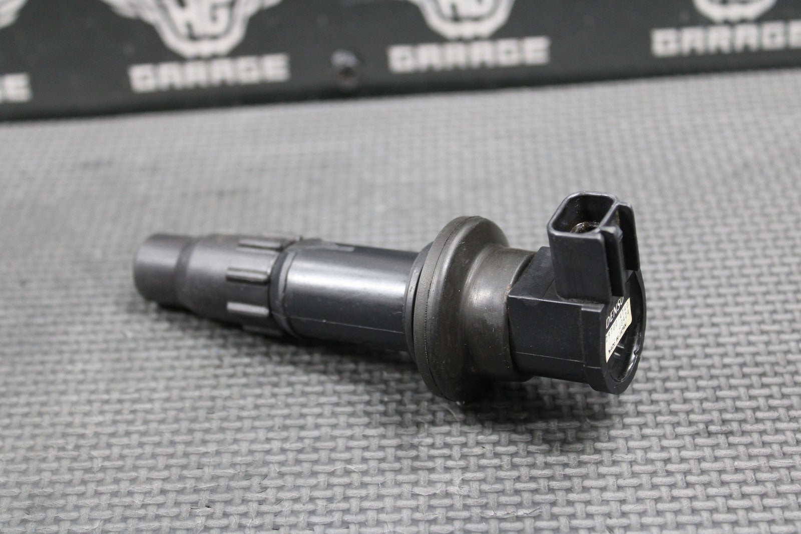 2003 YAMAHA 03 - 09 YZ450F OEM DENSO 129700 - 4740 IGNITION COIL 5TA - 82310 - 10 - 0 GOOD - hggarage
