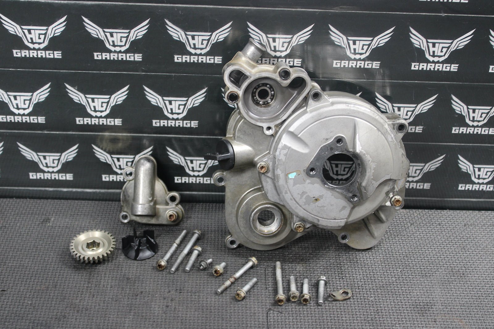 2013 KTM 65SX OEM Engine Motor Side Clutch Cover Waterpump 46330101000 - hggarage