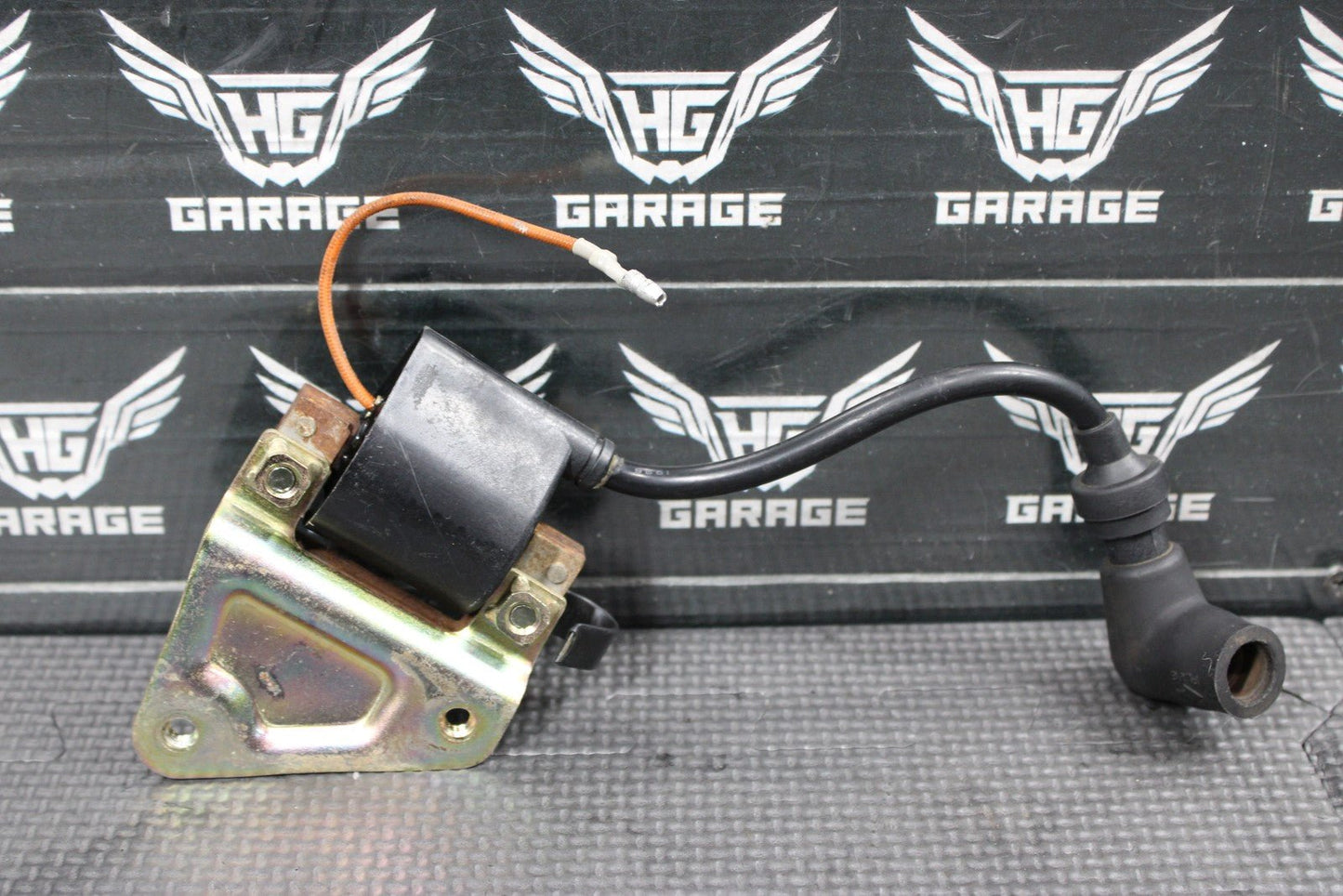 1997 YAMAHA RT100 OEM IGNITION COIL SPARK PLUG 355 - 82310 - 40 - 00 8DG - 82370 - 00 - 00 - hggarage