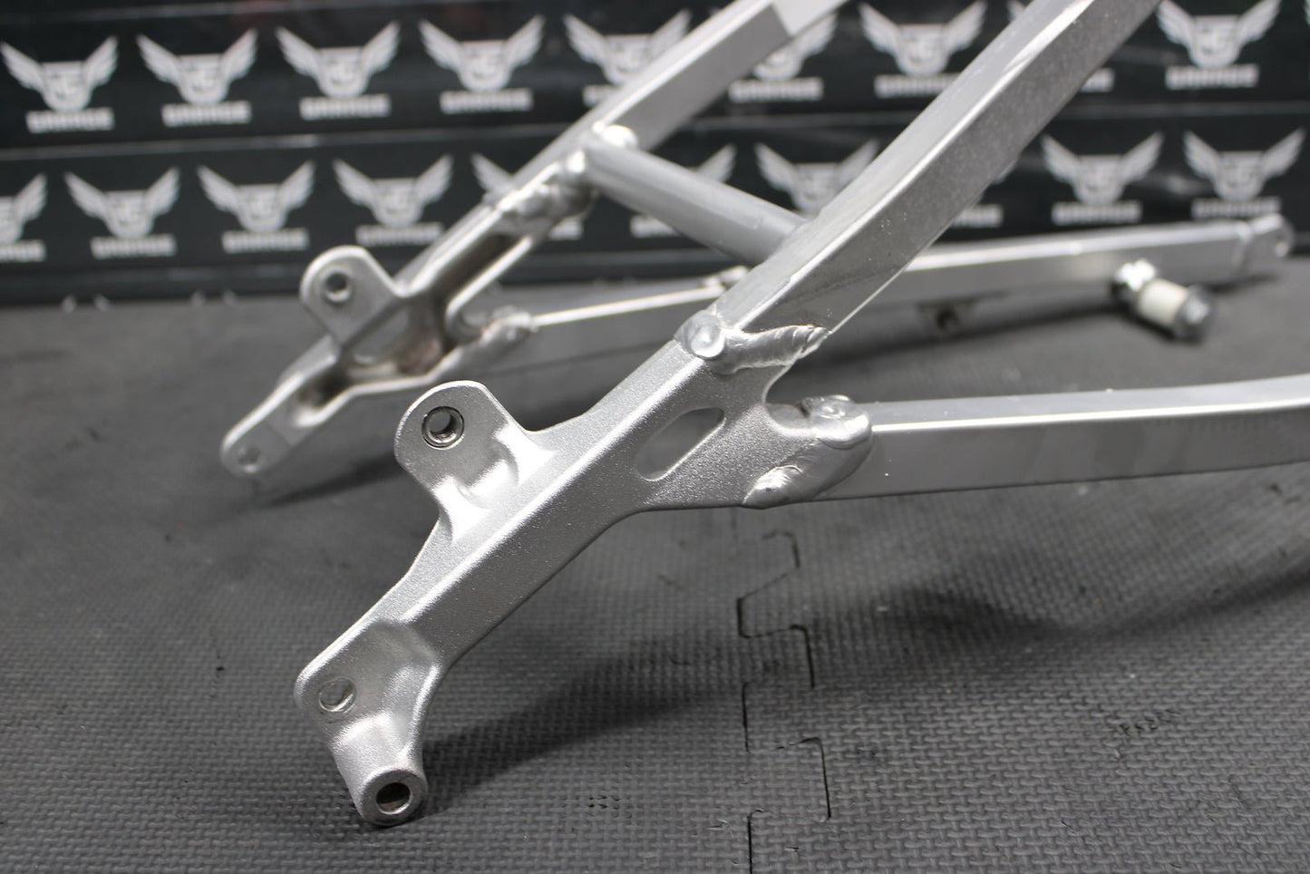 2009 Yamaha YZ450F OEM Rear Back Sub Frame Subframe Seat Rail 5XC - 21190 - L0 - 00 - hggarage