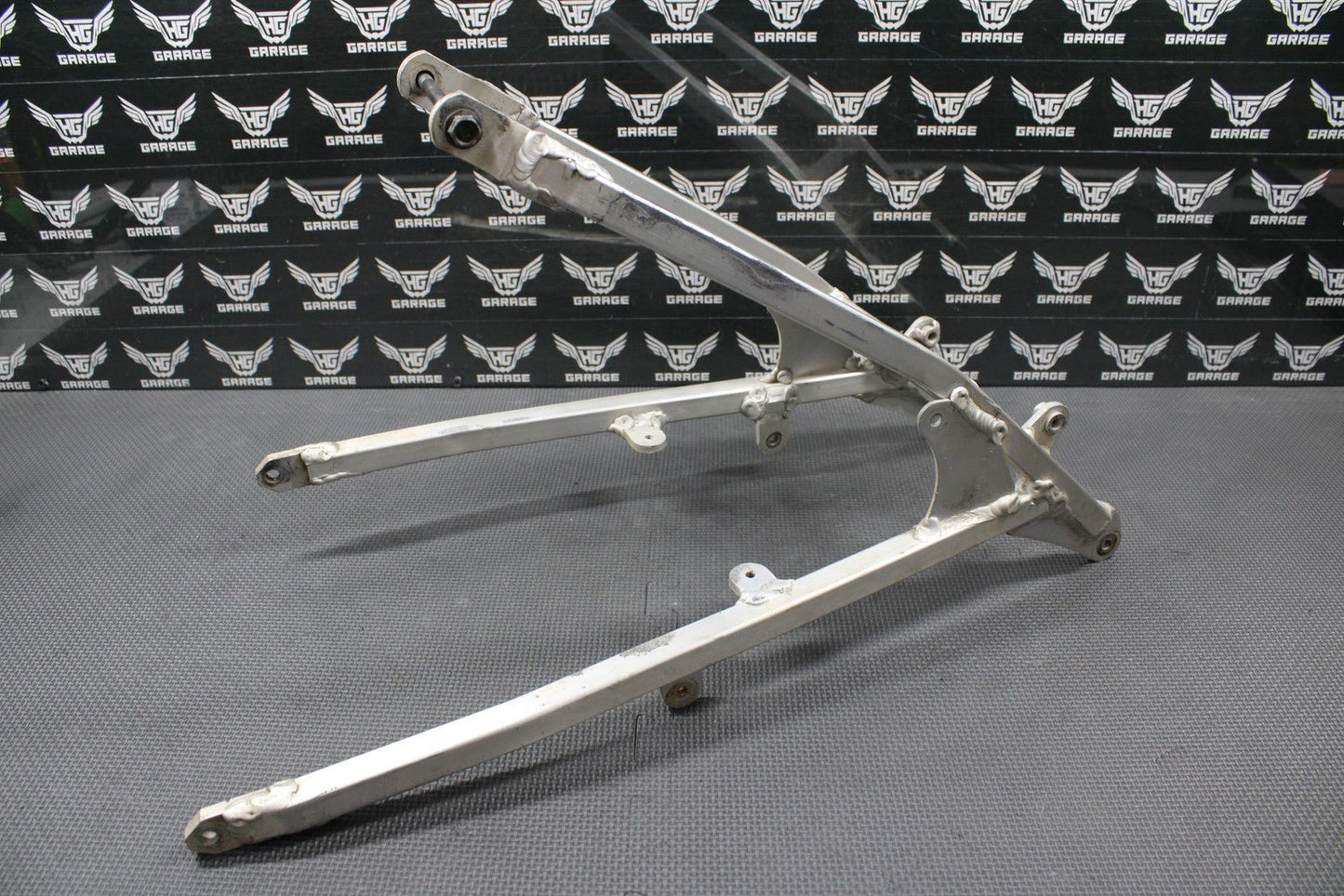 1998 SUZUKI 96 - 00 RM125 RM250 OEM REAR BACK SUB FRAME SUBFRAME RAIL 41200 - 36E00 - hggarage