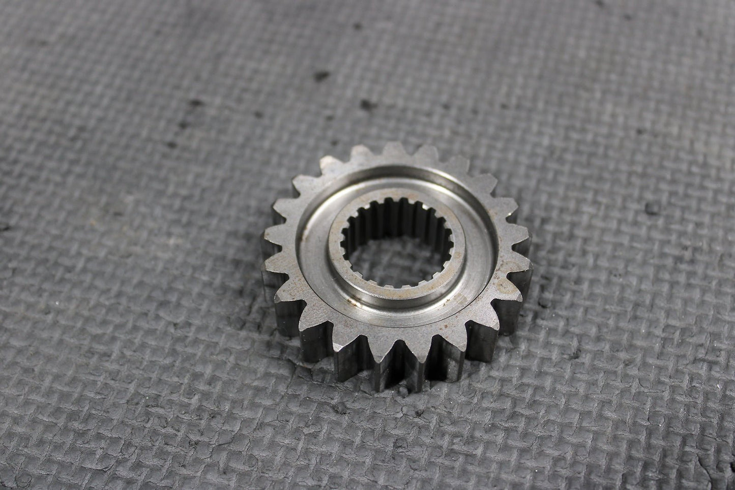 2003 KAWASAKI KX250 OEM ENGINE MOTOR CRANKSHAFT PRIMARY GEAR 13097 - 1429 - hggarage