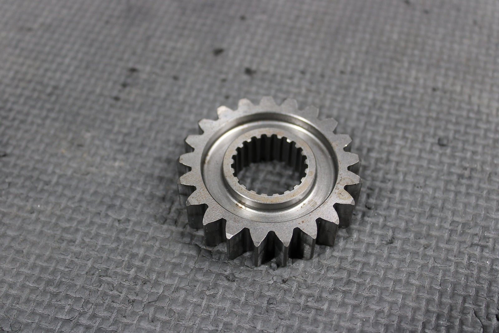 2003 KAWASAKI KX250 OEM ENGINE MOTOR CRANKSHAFT PRIMARY GEAR 13097 - 1429 - hggarage
