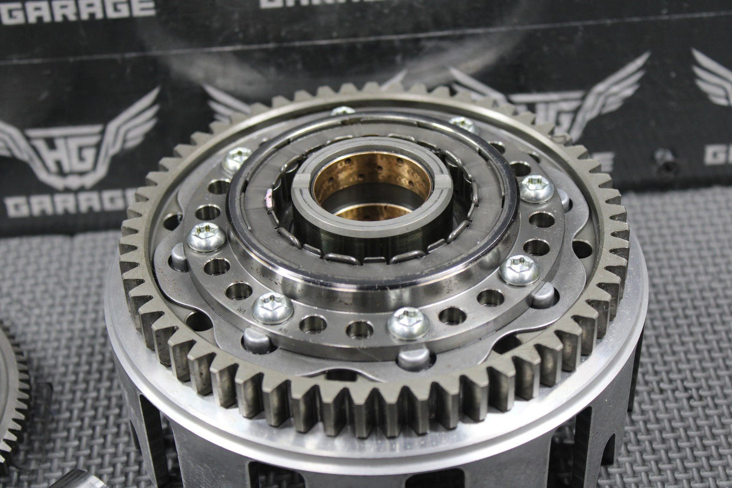 2022 YAMAHA 21 - 22 WR250F YZ250F FX OEM CLUTCH BASKET ONE WAY STARTER GEAR NICE! - hggarage