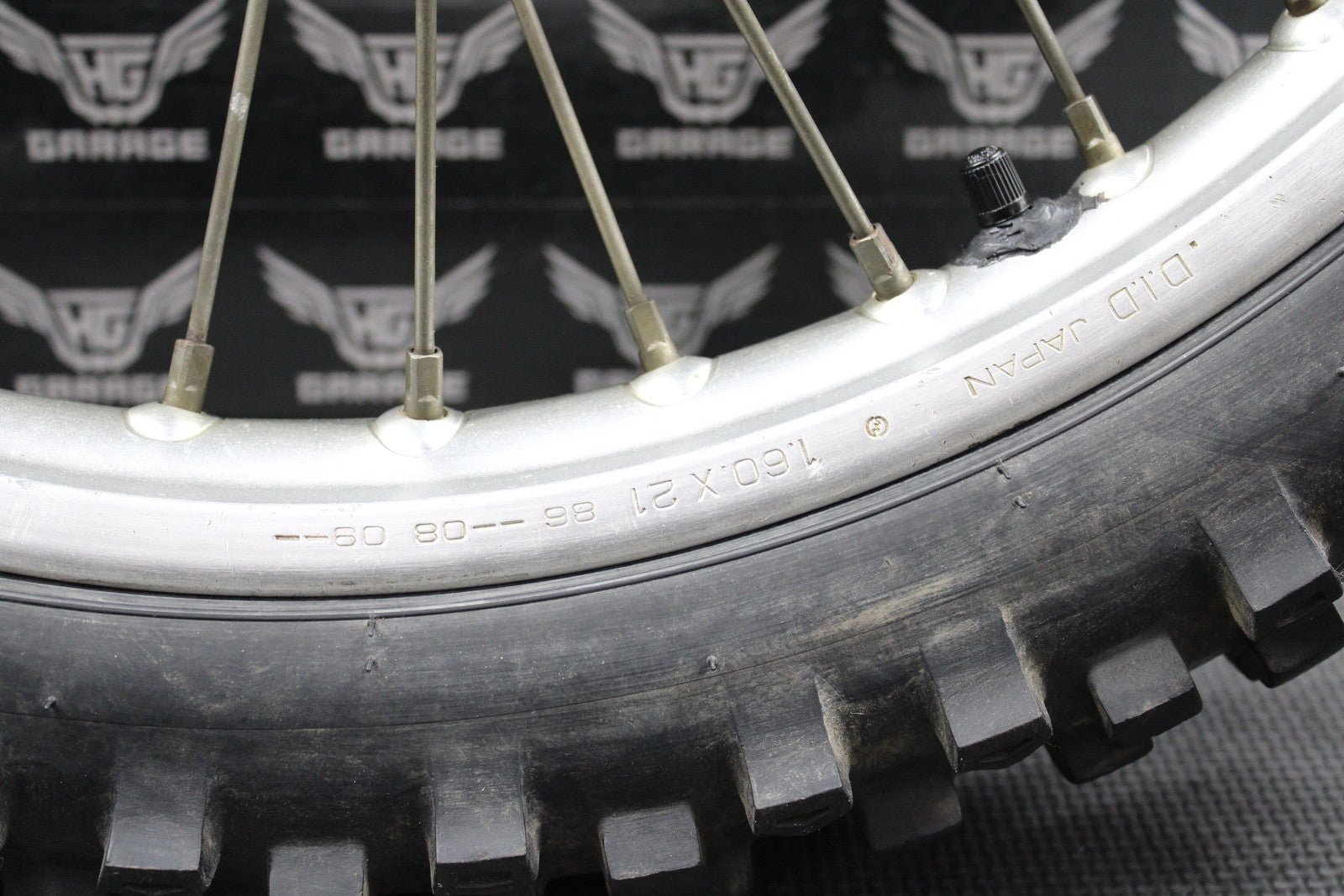 1988 HONDA CR125R CR250R CR500R OEM 21" FRONT WHEEL RIM HUB TIRE 446A5 - KS6 - 830 - hggarage