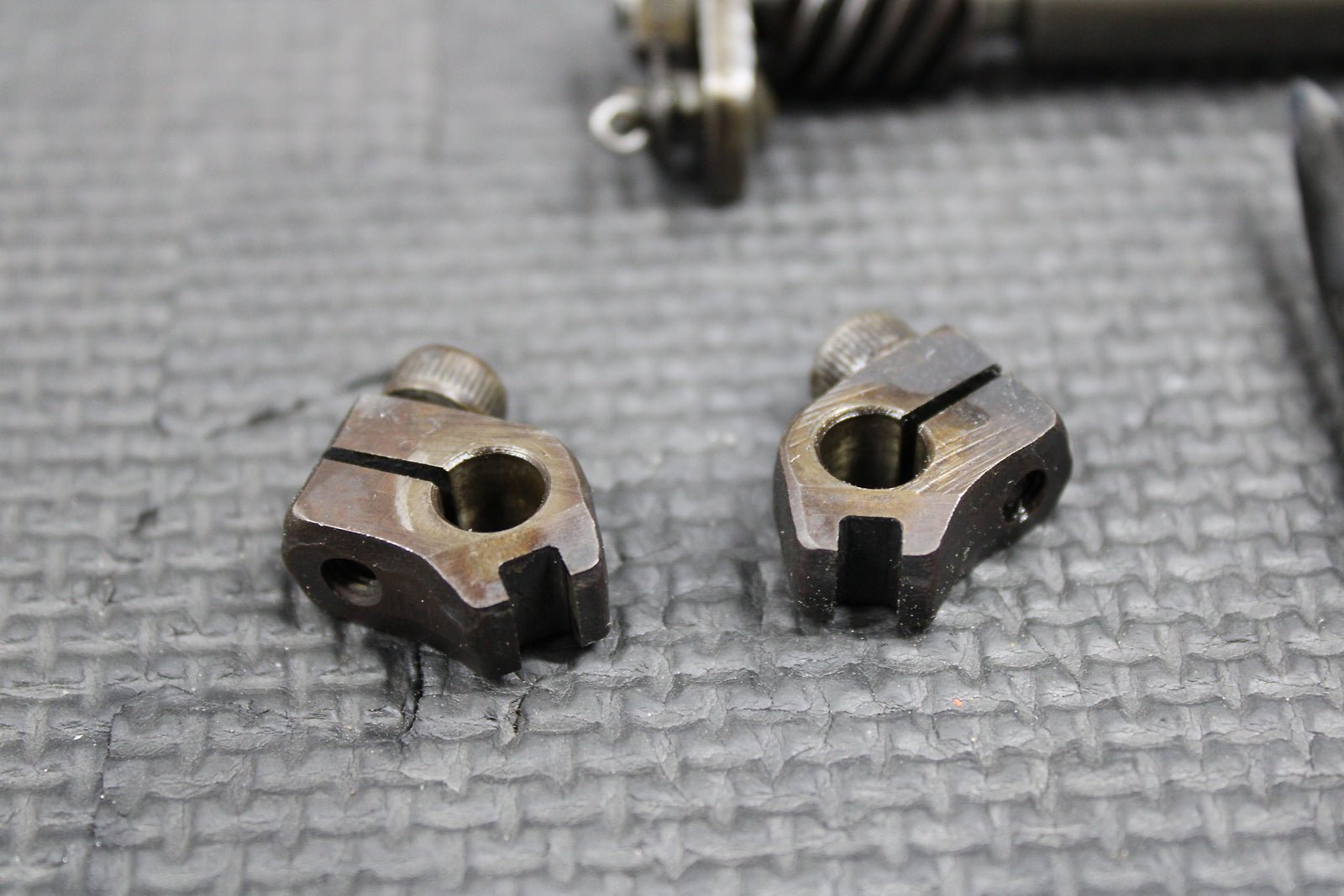 1997 93 - 97 HONDA CR125R OEM HPP POWERVALVE POWER VALVE PINION SHAFT VALVES ASSY - hggarage