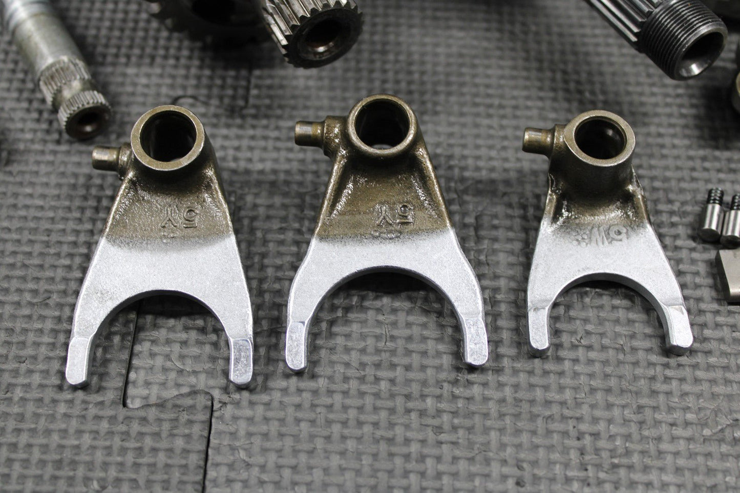 2008 HONDA CRF250R OEM TRANSMISSION TRANNY GEARBOX GEARS SHIFT FORKS NICE! - hggarage
