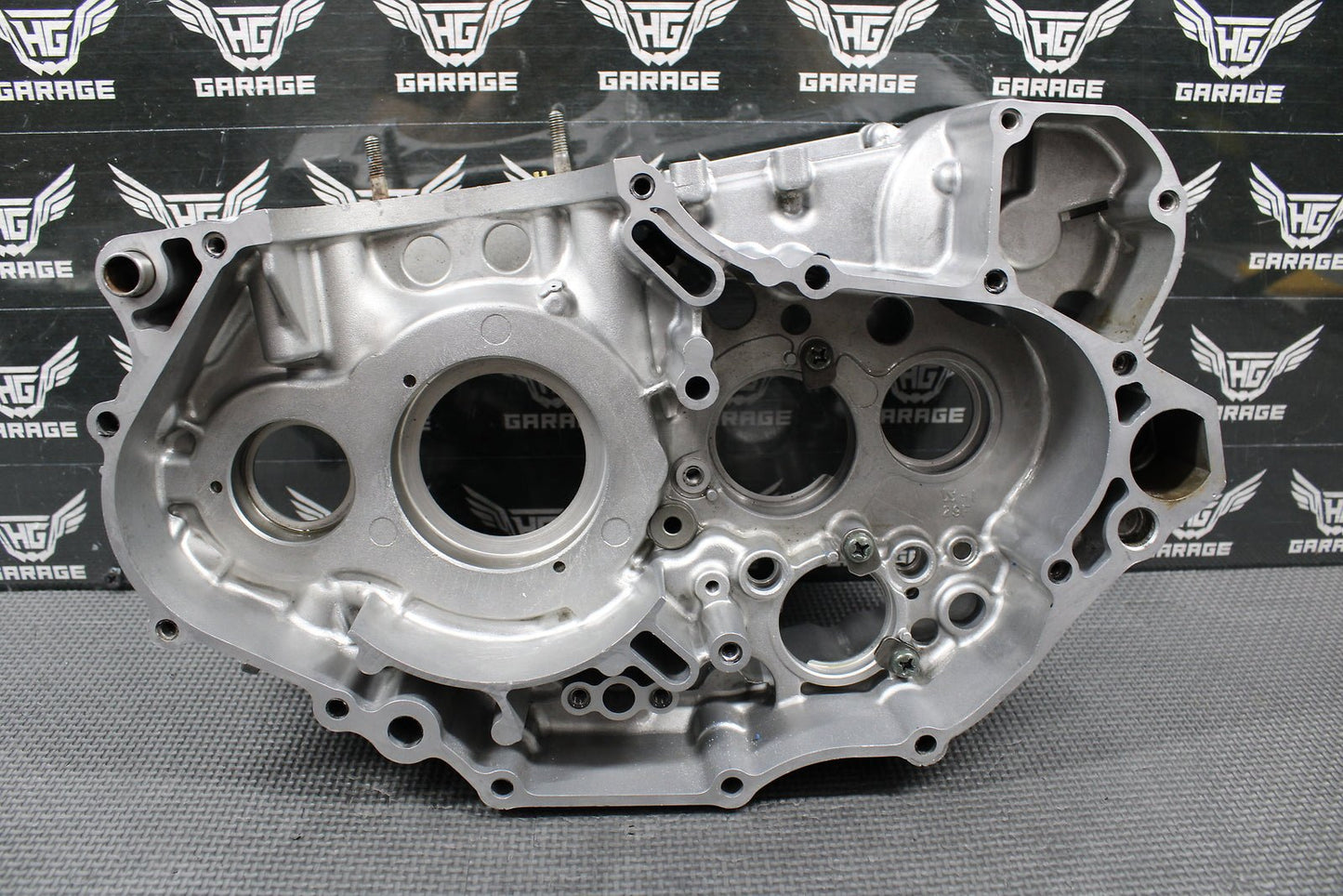 2000 SUZUKI 00 - 23 DRZ400 DRZ400S OEM LEFT RIGHT ENGINE CRANKCASE CRANK CASES - hggarage
