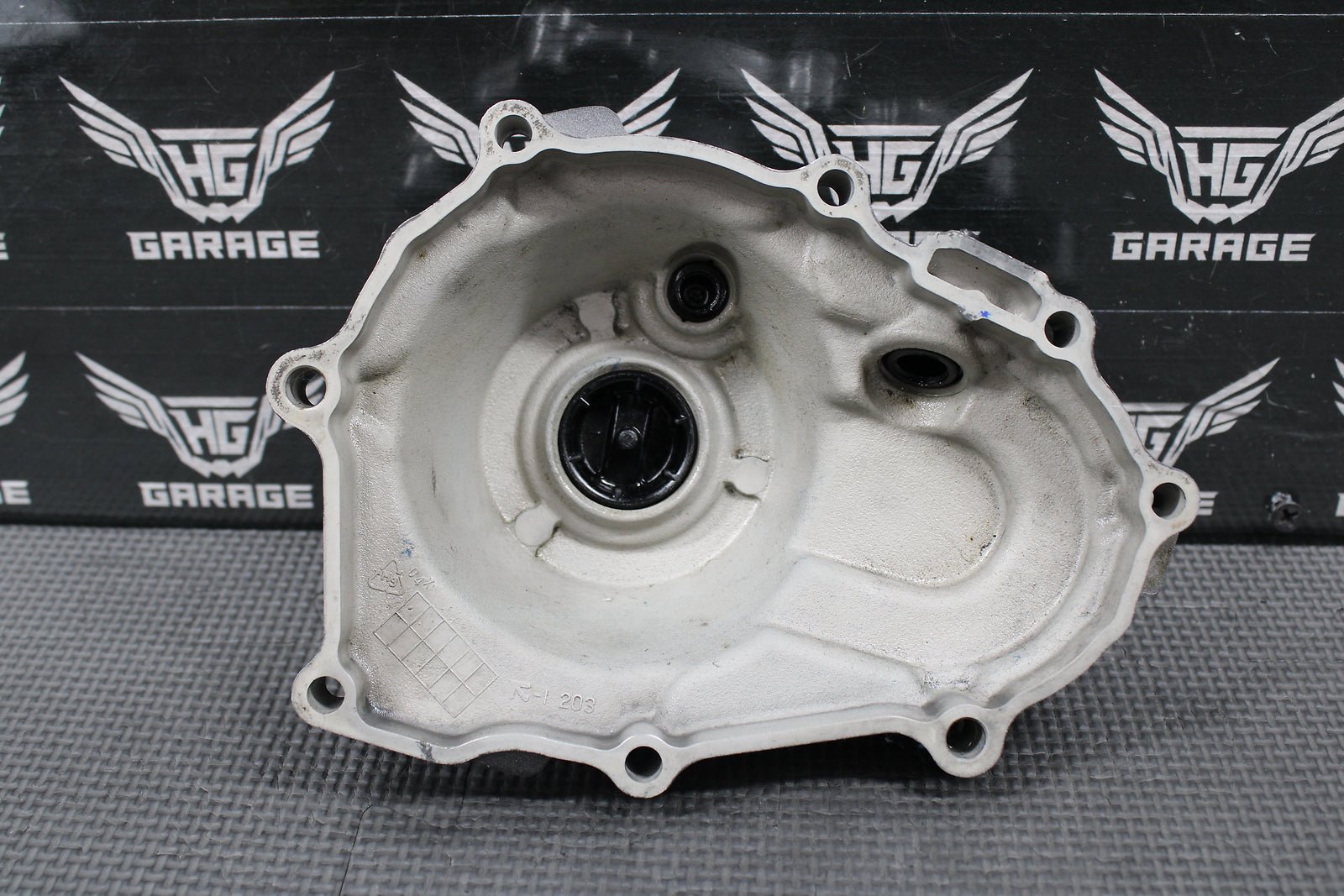 2005 YAMAHA 03 - 05 YZ450F OEM LEFT CASE STATOR GENERATOR MAGNETO COVER - hggarage