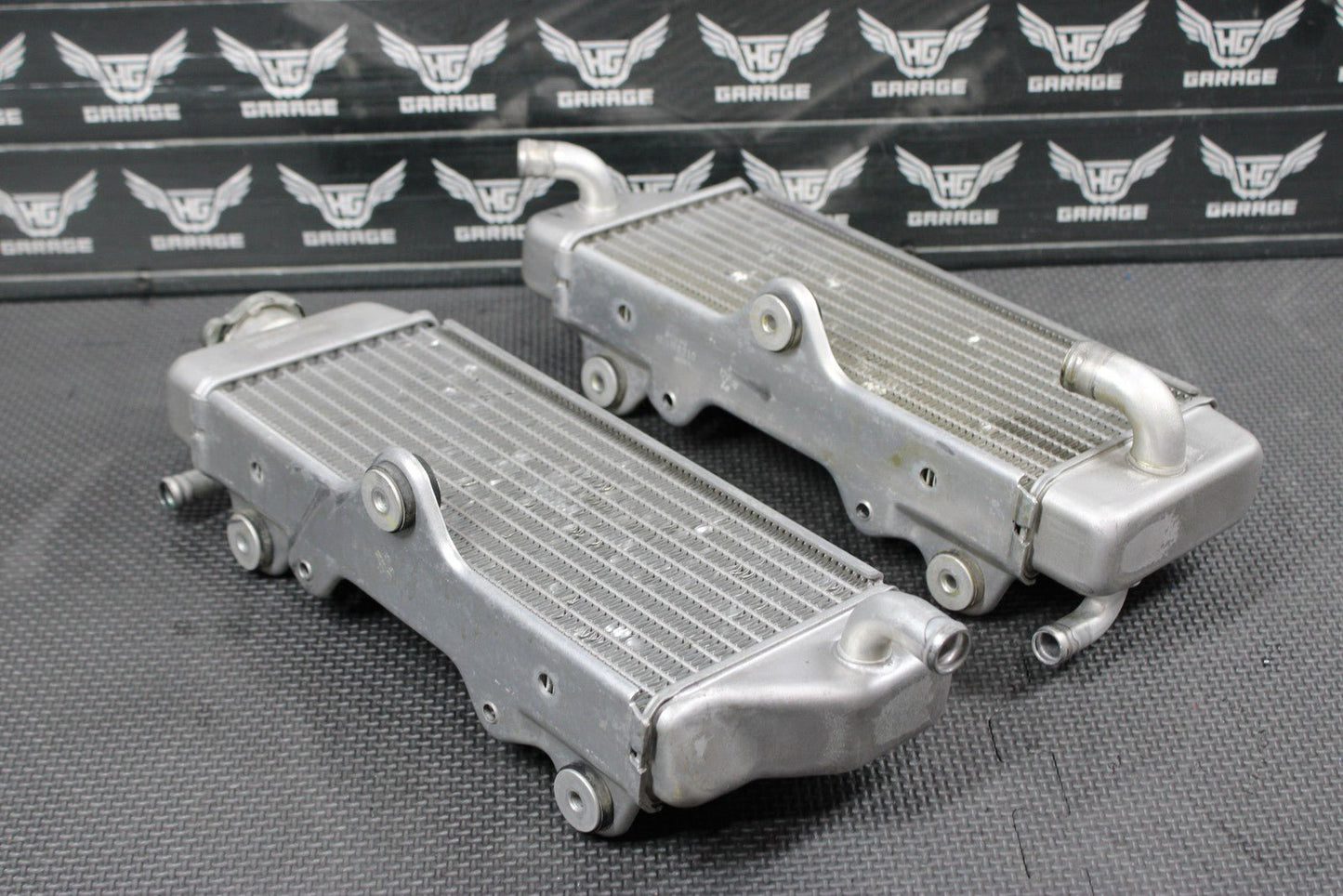 2005 YAMAHA 03 - 05 YZ450F OEM LEFT RIGHT ENGINE COOLING COOLER RADIATORS MINT! - hggarage