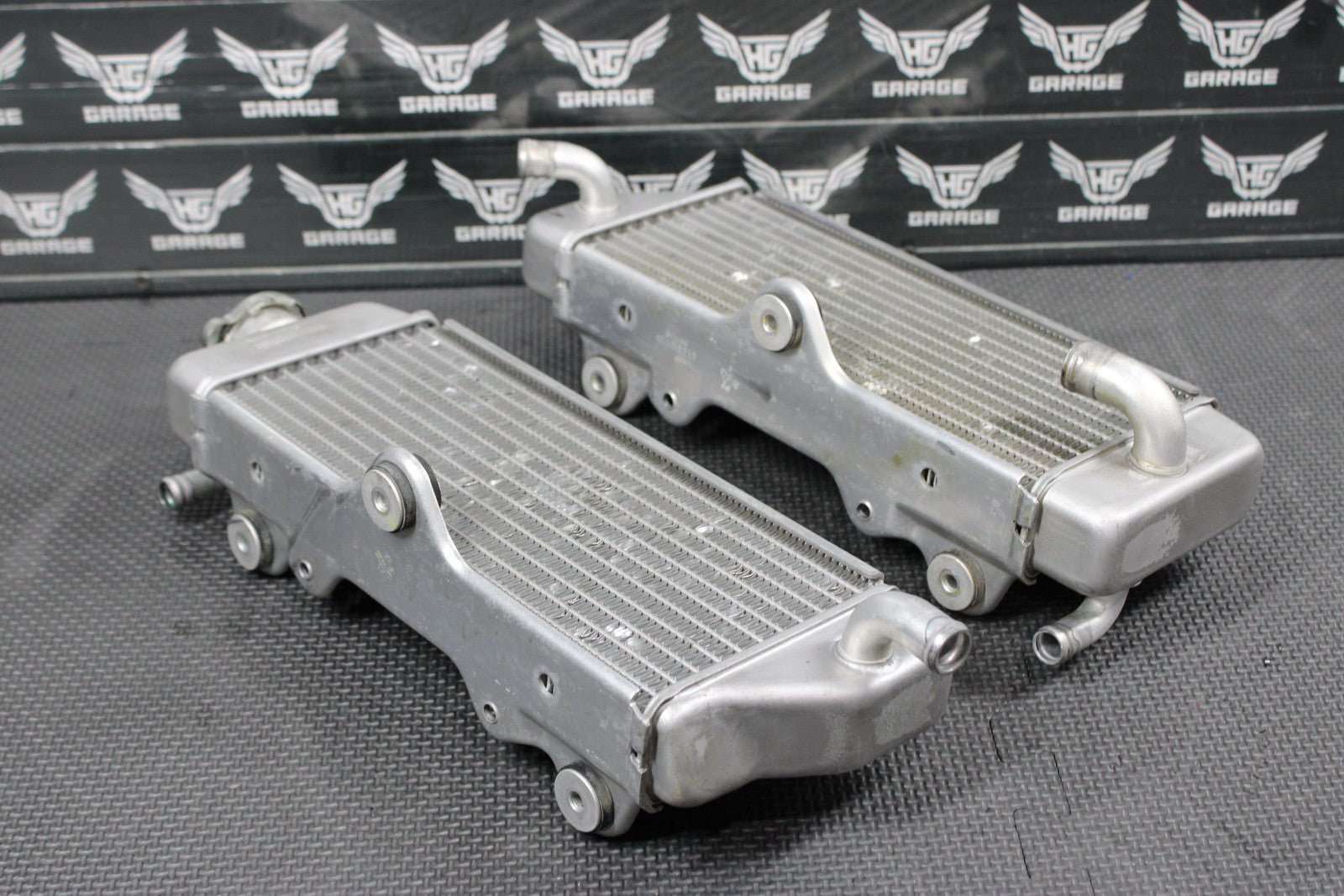 2005 YAMAHA 03 - 05 YZ450F OEM LEFT RIGHT ENGINE COOLING COOLER RADIATORS MINT! - hggarage