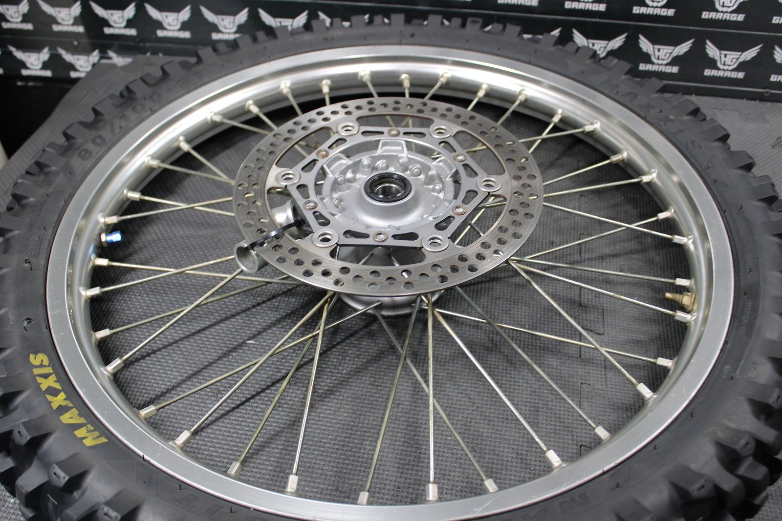 2005 YAMAHA YZ250F YZ250X OEM EXCEL FRONT WHEEL RIM HUB ASSEMBLY 5NY - 25111 - 00 - 00 - hggarage